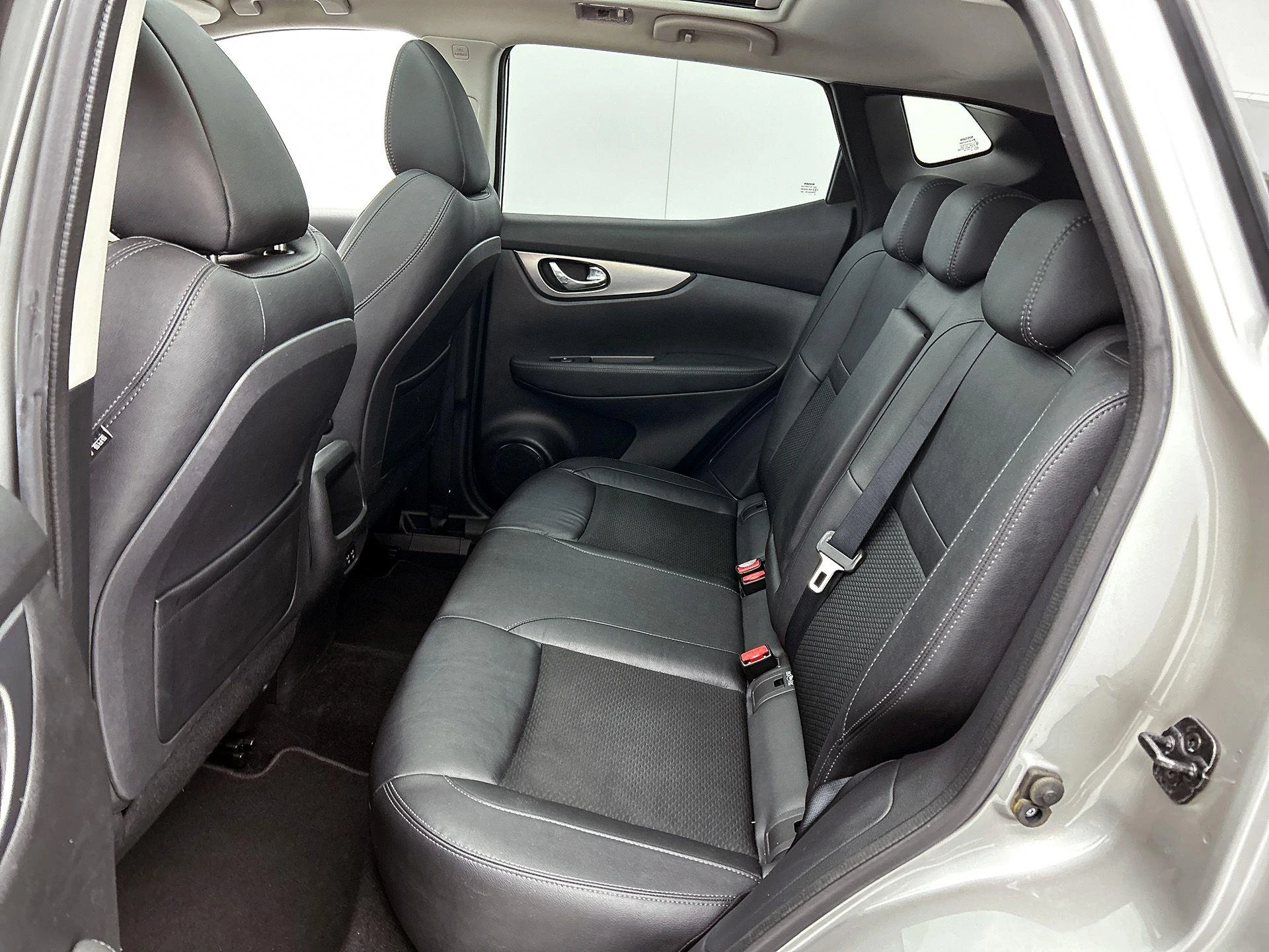 Nissan-QASHQAI-image-26