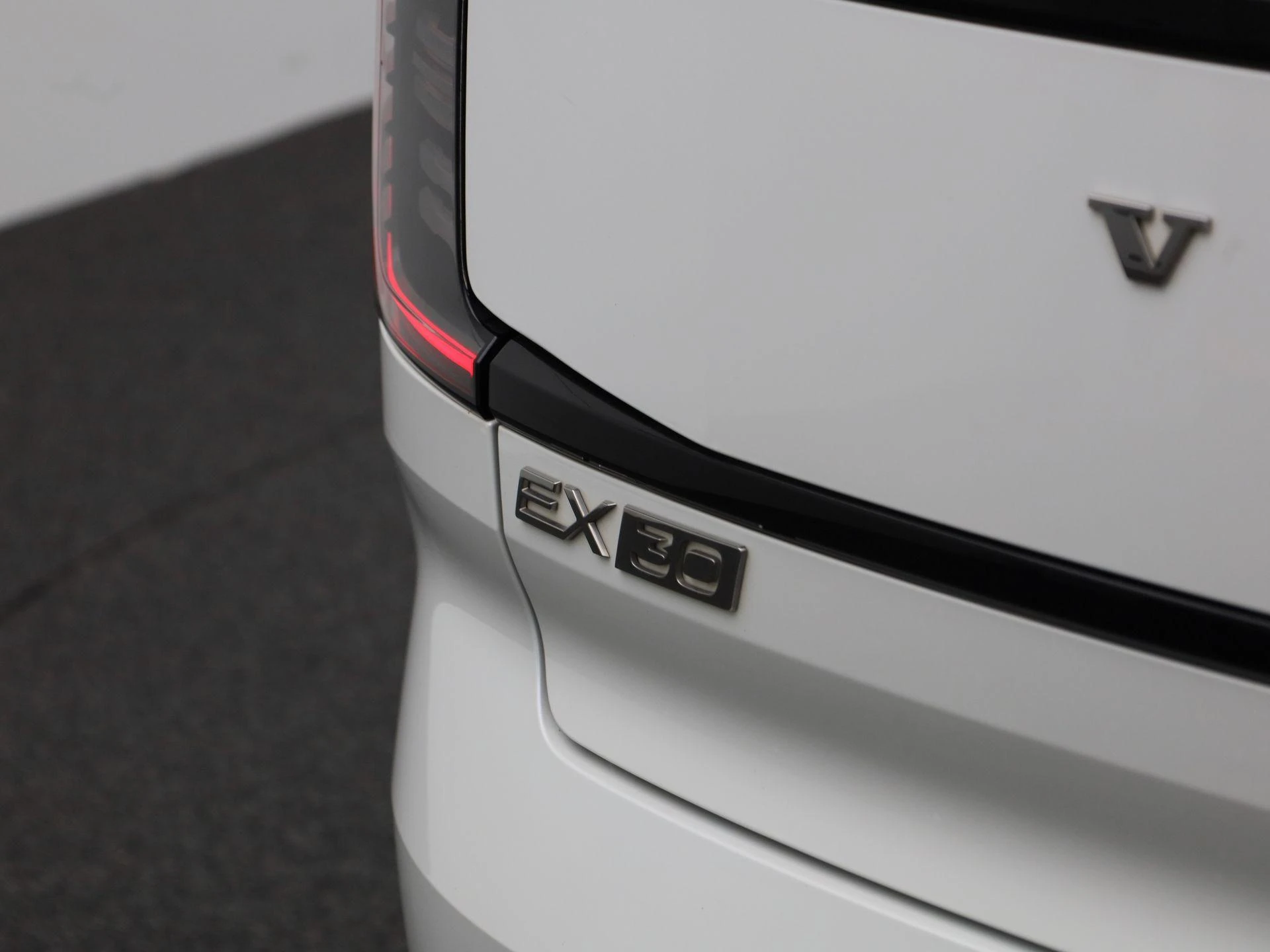 Volvo-EX30-image-38