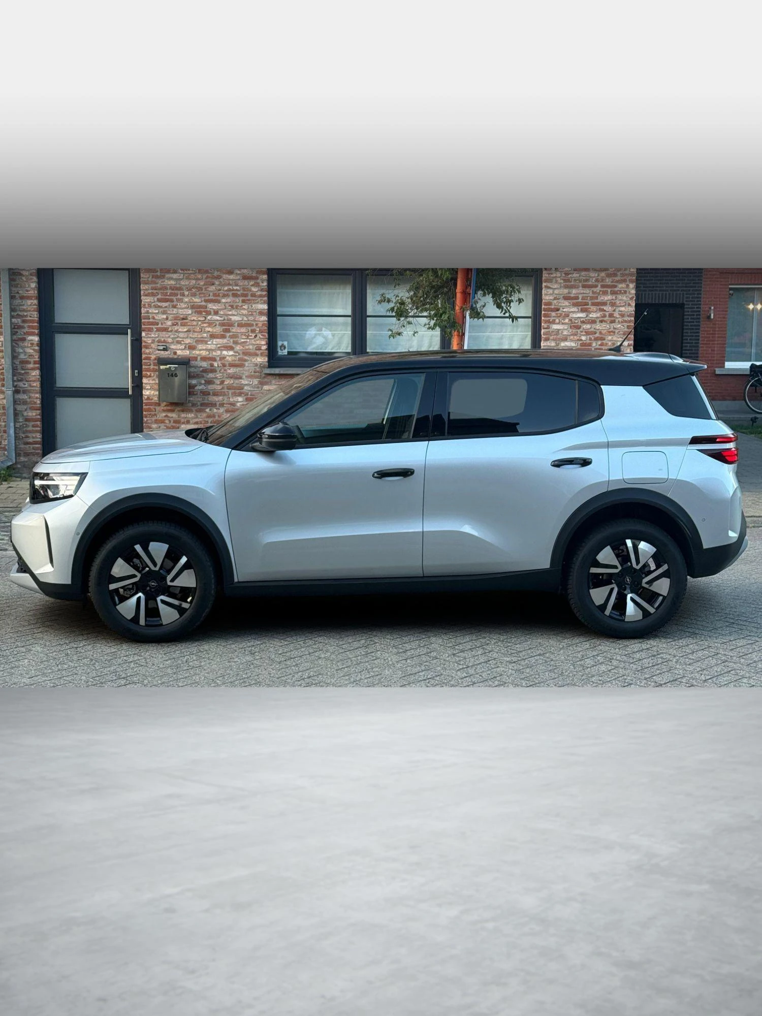 Opel-Frontera-image-1