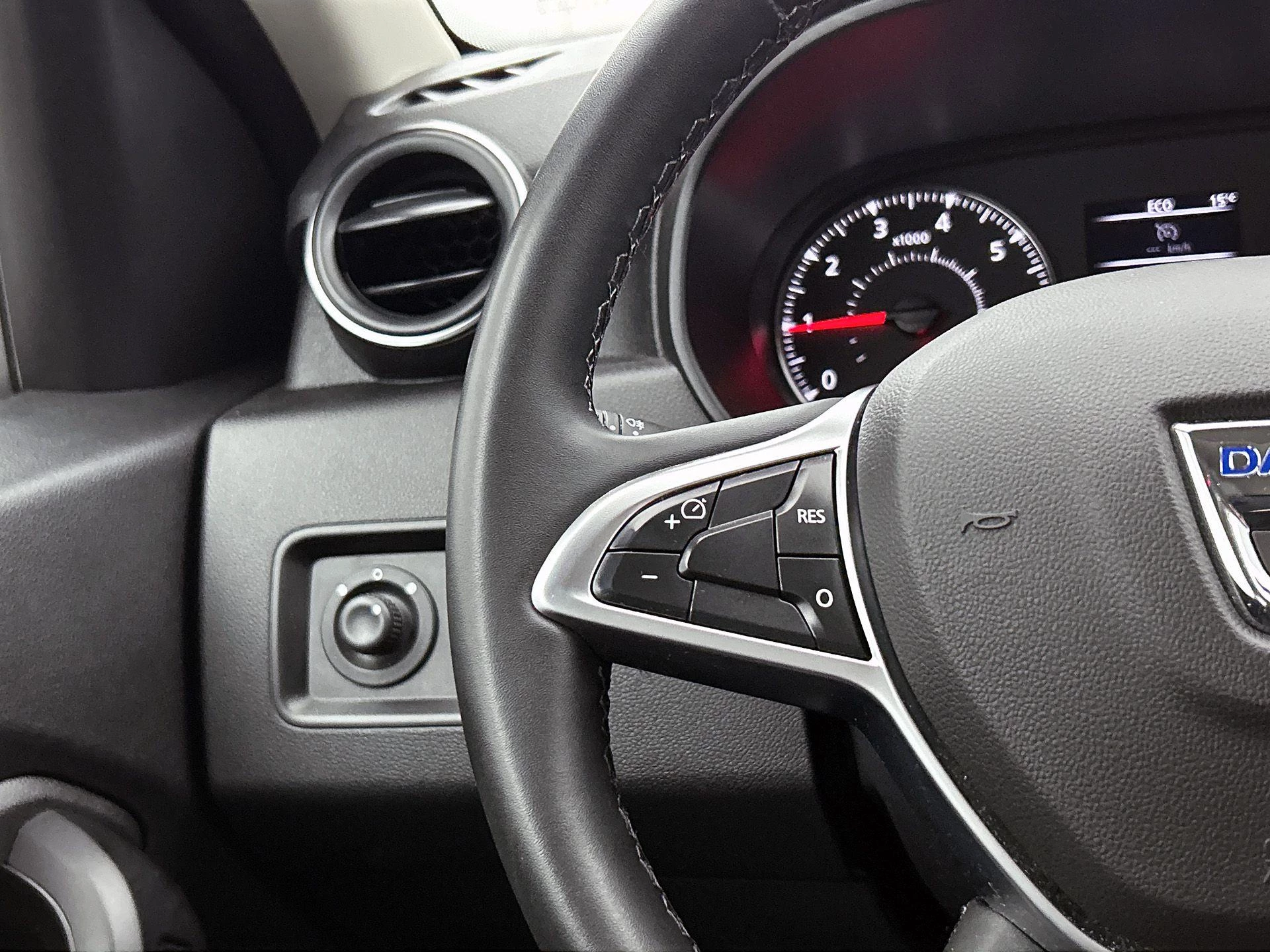 Dacia-Duster-image-5