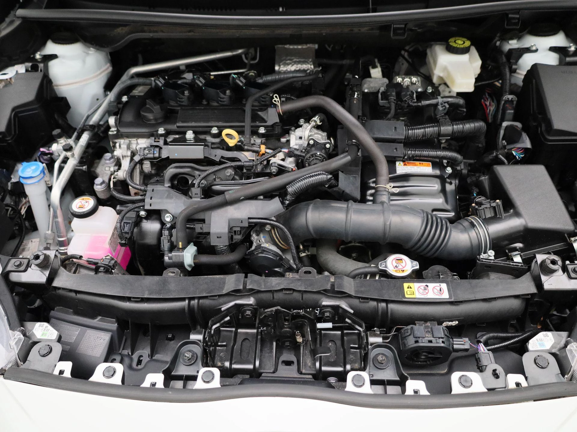 Toyota-Yaris-image-24