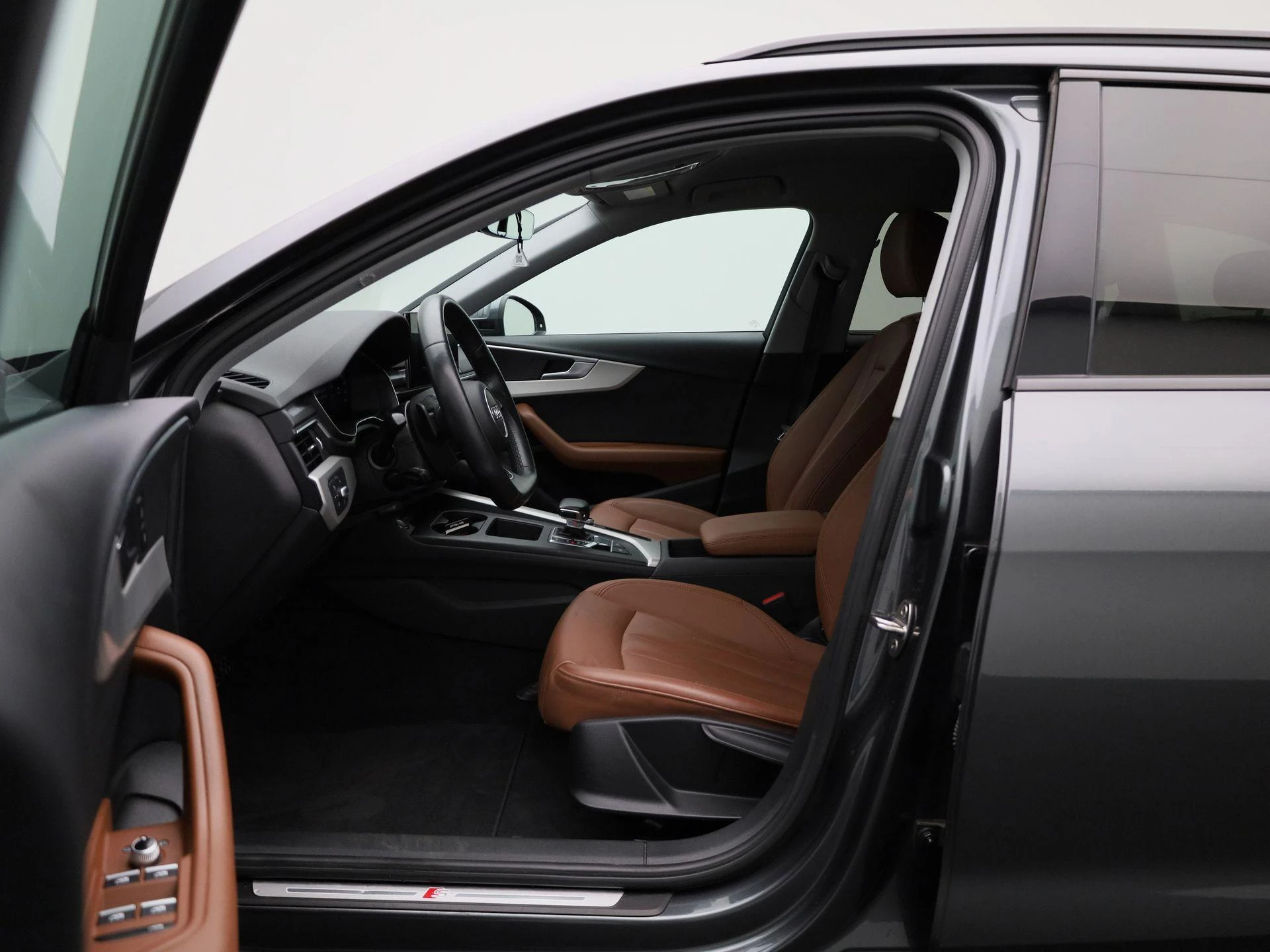 Audi-A4-image-8
