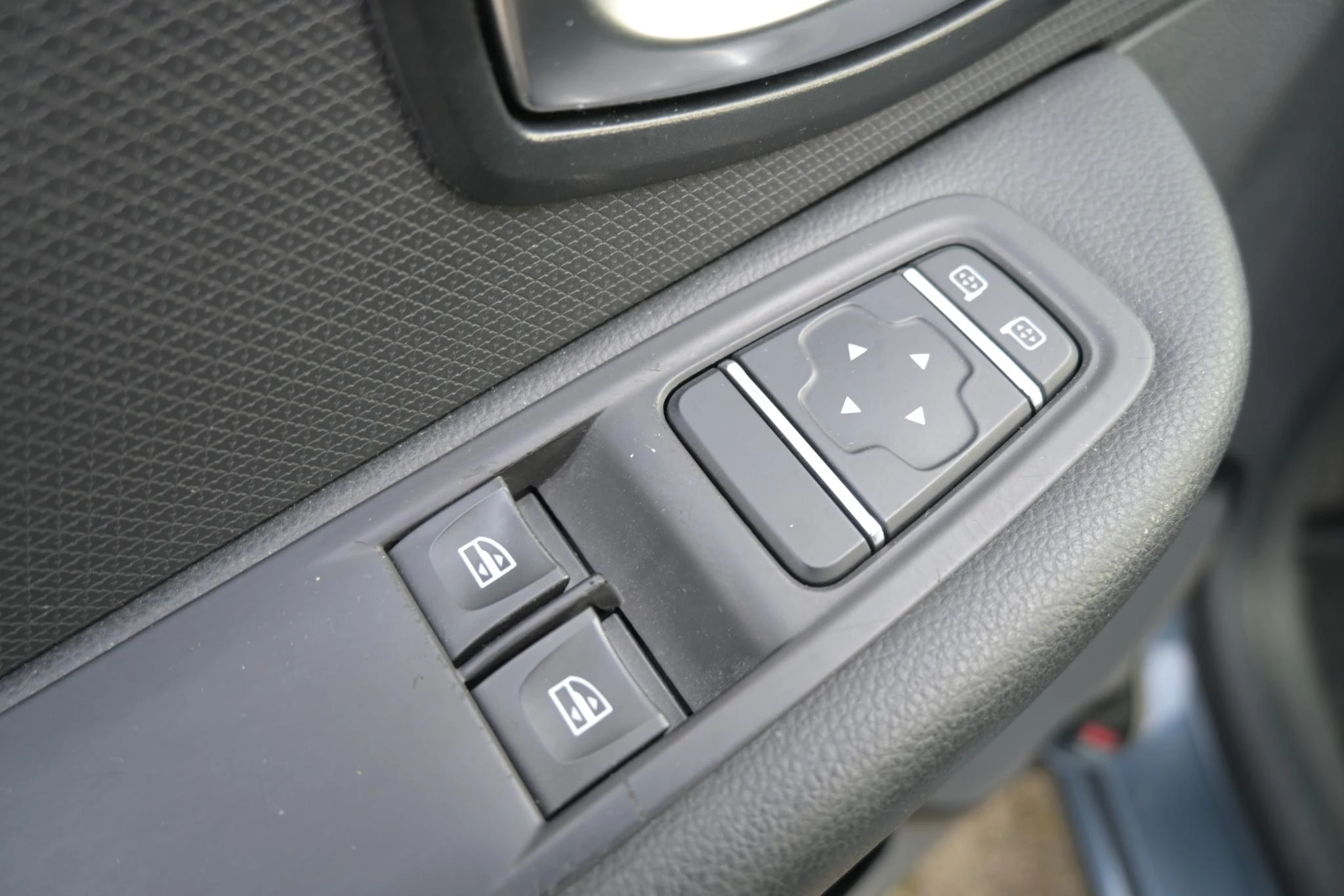 Renault-Clio-image-5