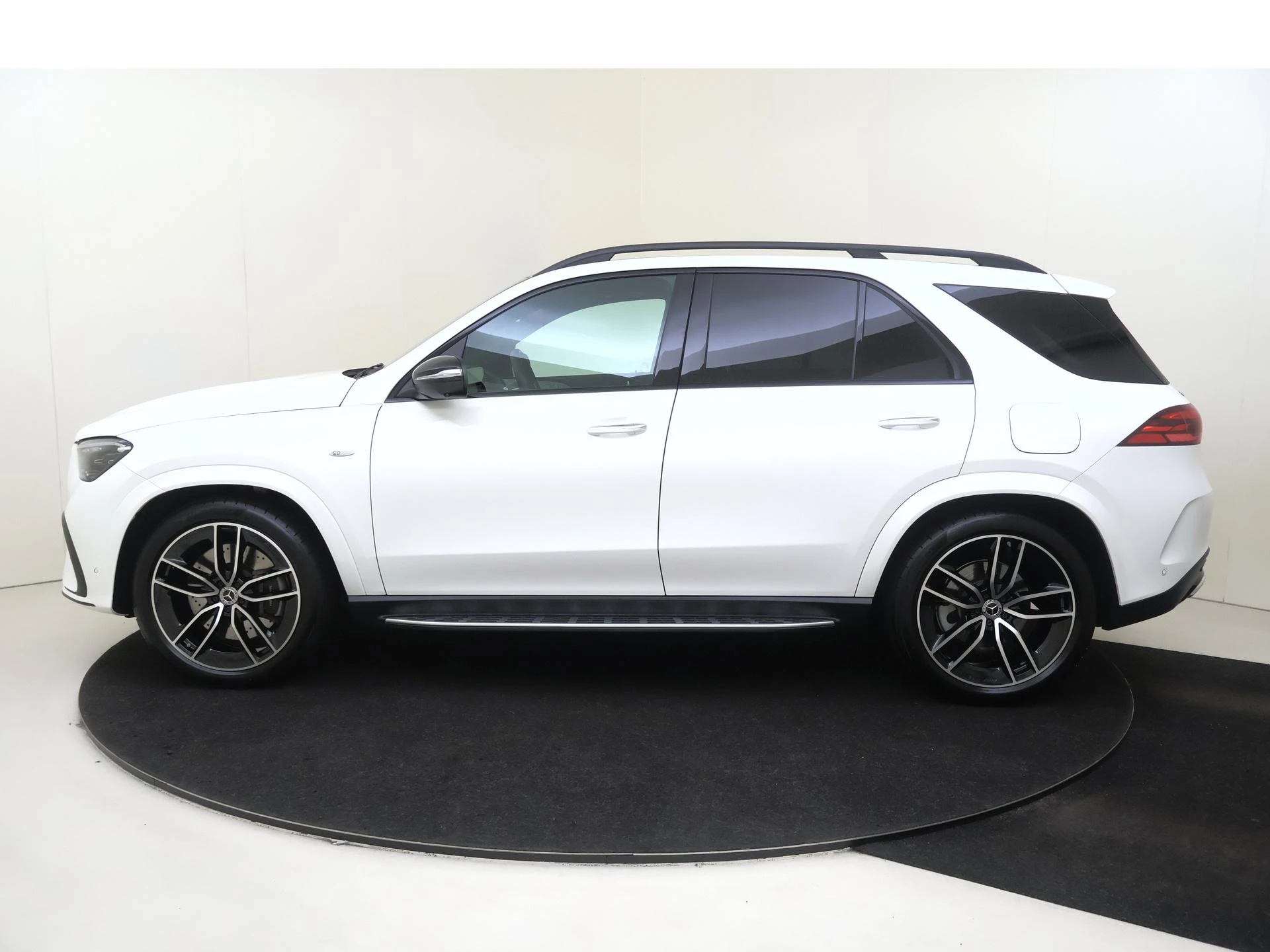 Mercedes-Benz GLE 400 e 4MATIC AMG Line Premium Plus