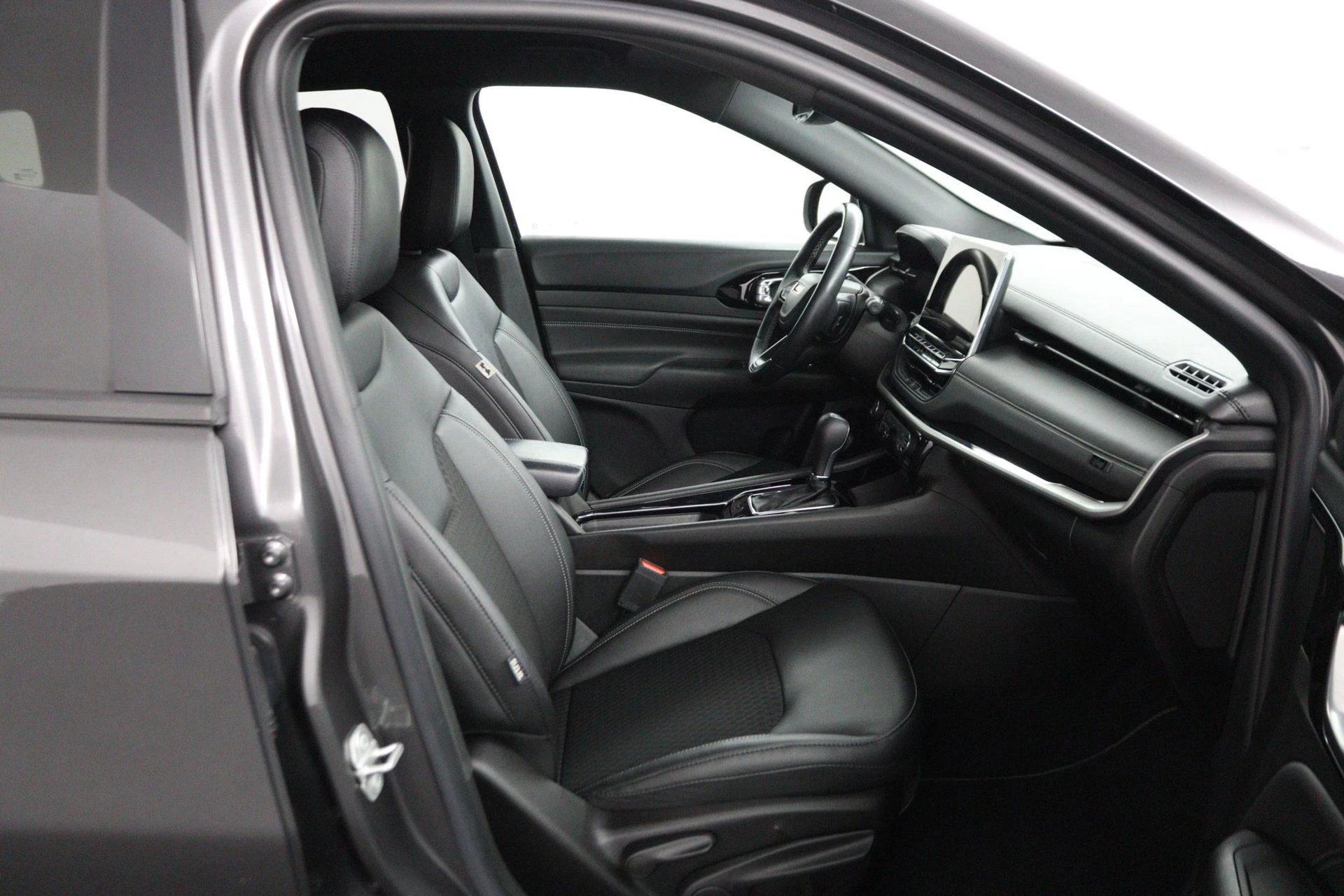 Jeep-Compass-image-18