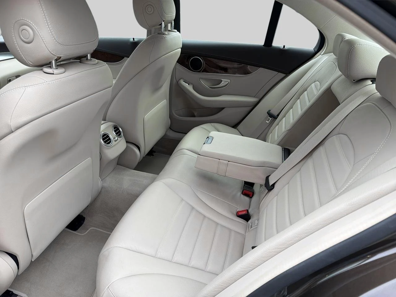 Mercedes-Benz-Classe C-image-13