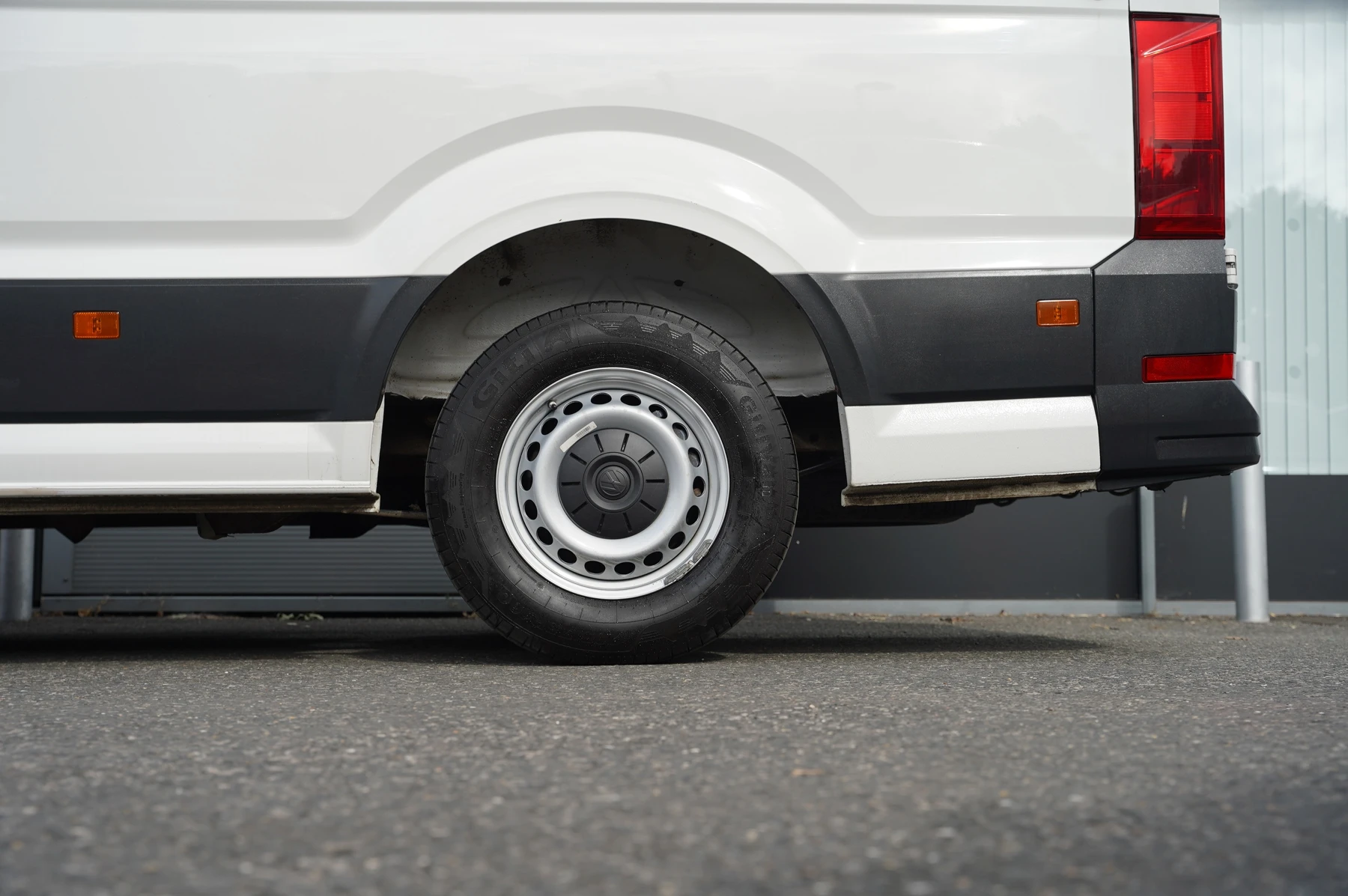 Volkswagen-Crafter-image-21