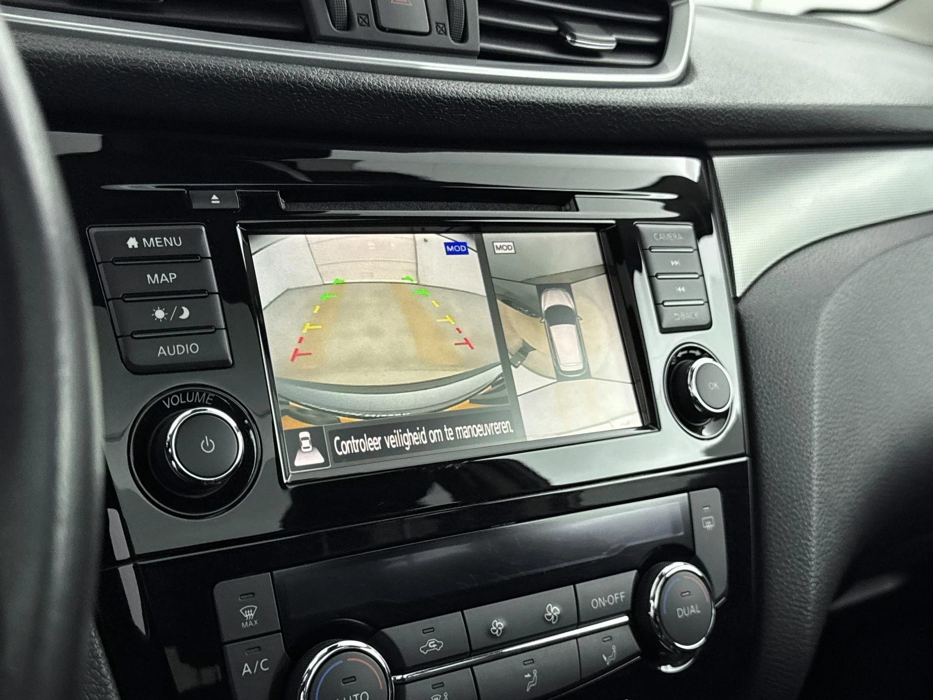 Nissan-QASHQAI-image-13