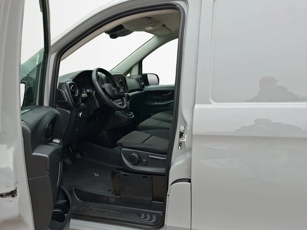 Mercedes-Benz-Vito 116-image-15