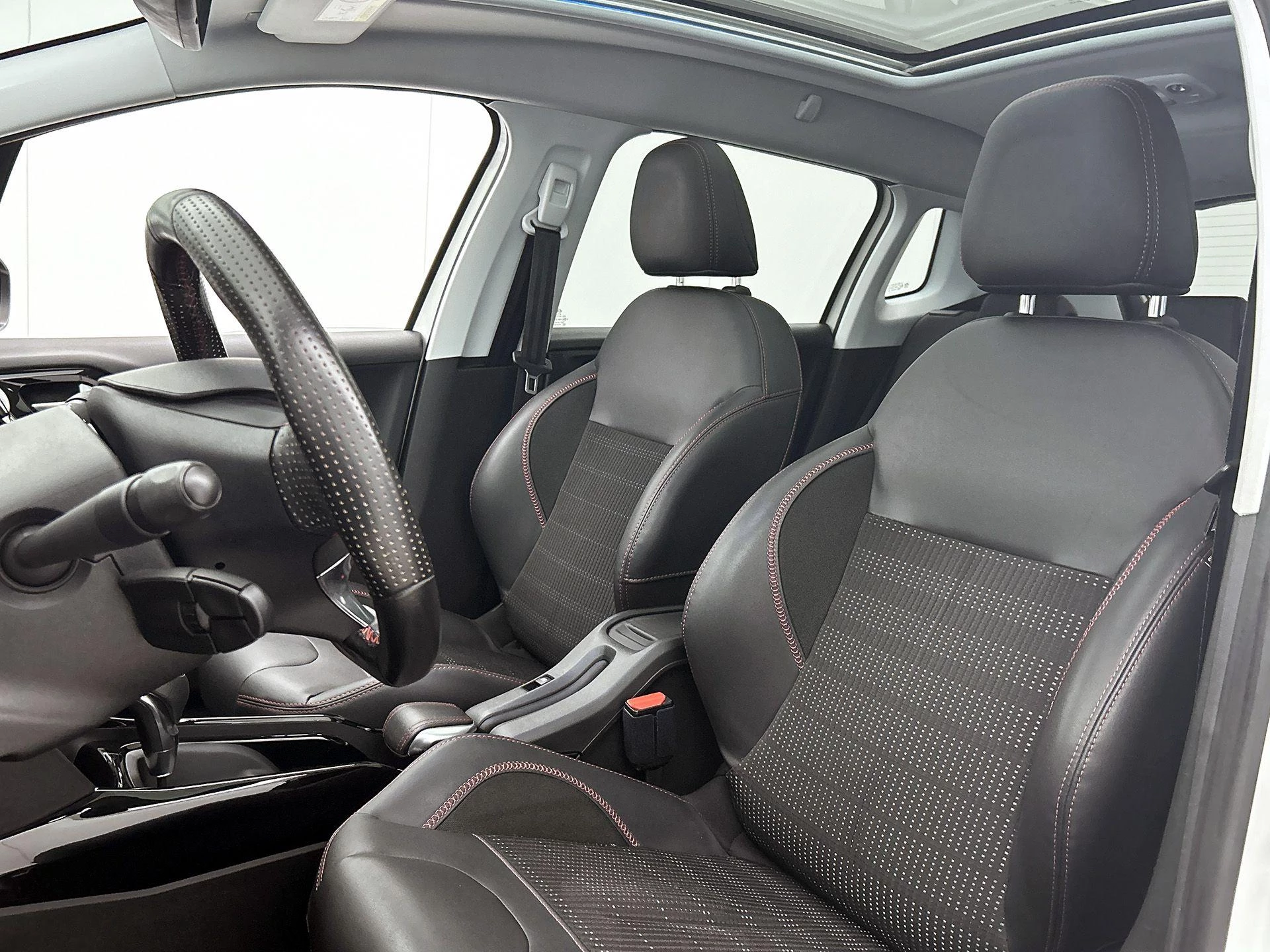 Peugeot 2008 1.2 PureTech Allure