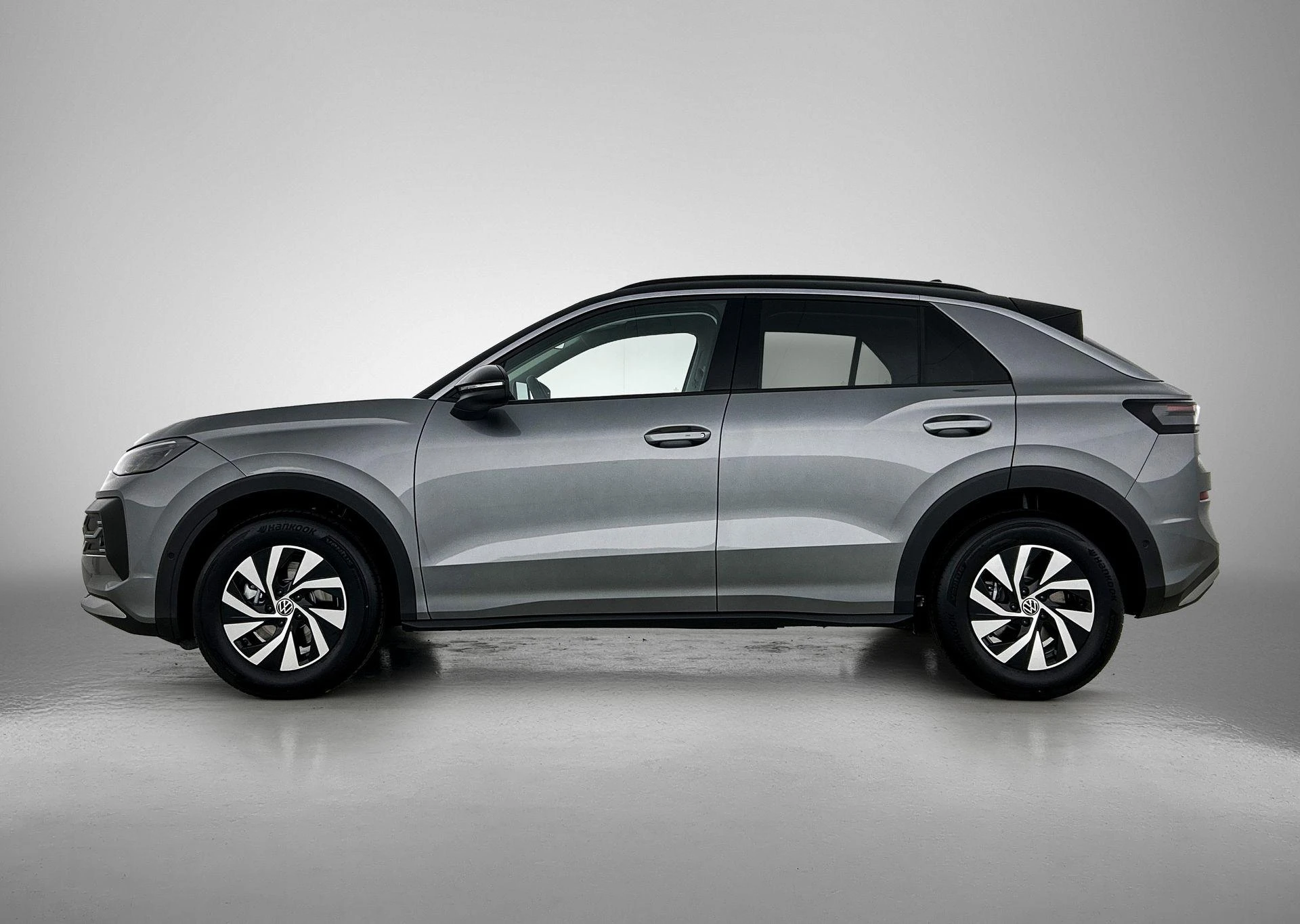 Volkswagen-T-Roc-image-1