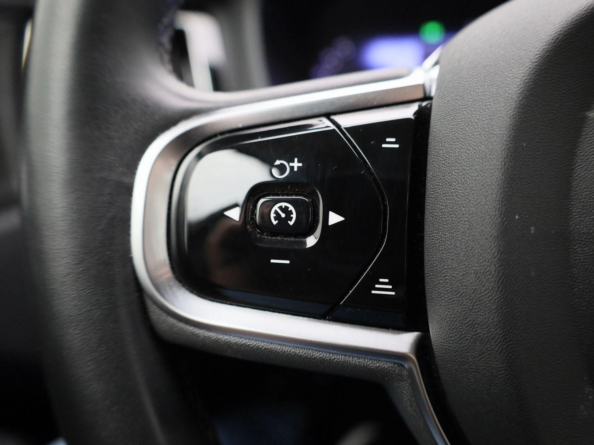 Volvo XC60 T8 PHEV 4x4 Ultimate Dark Aut.