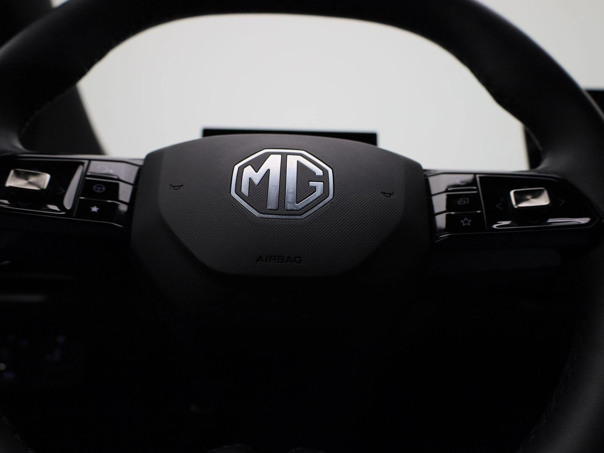 MG-MG4-image-24