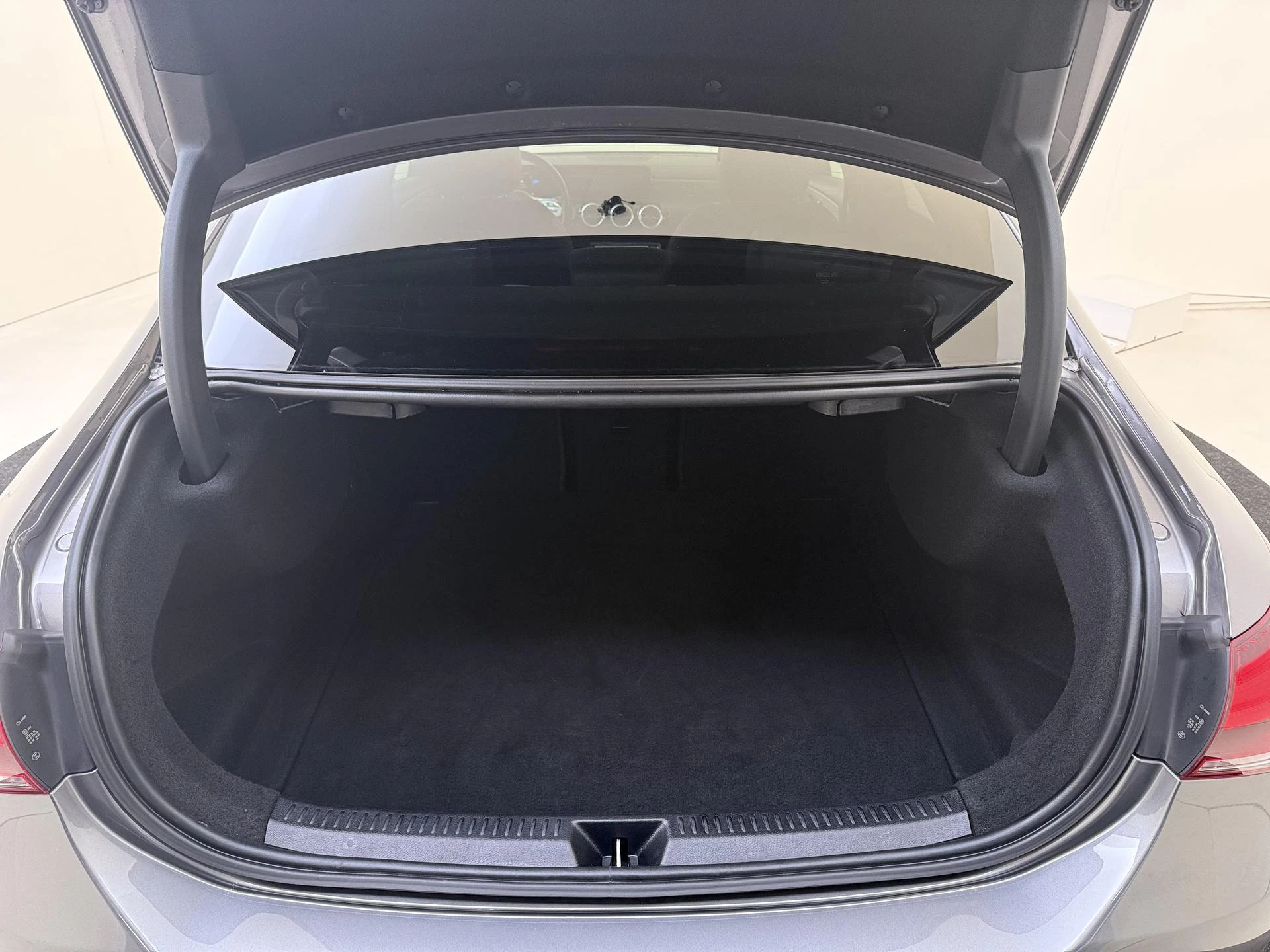 Mercedes-Benz-A-Klasse-image-30