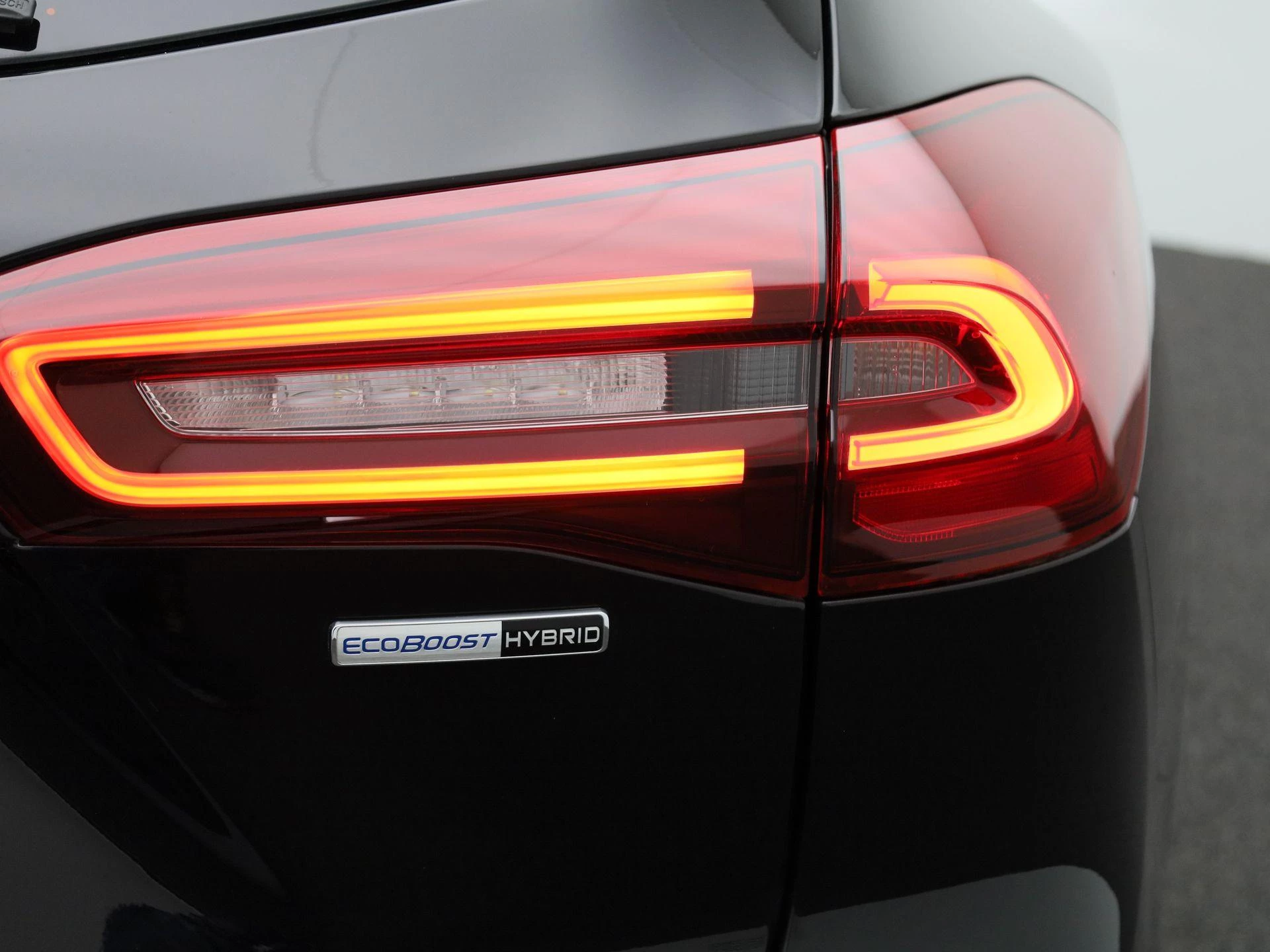 Ford Focus Wagon 1.0 EcoBoost Hybrid Titanium