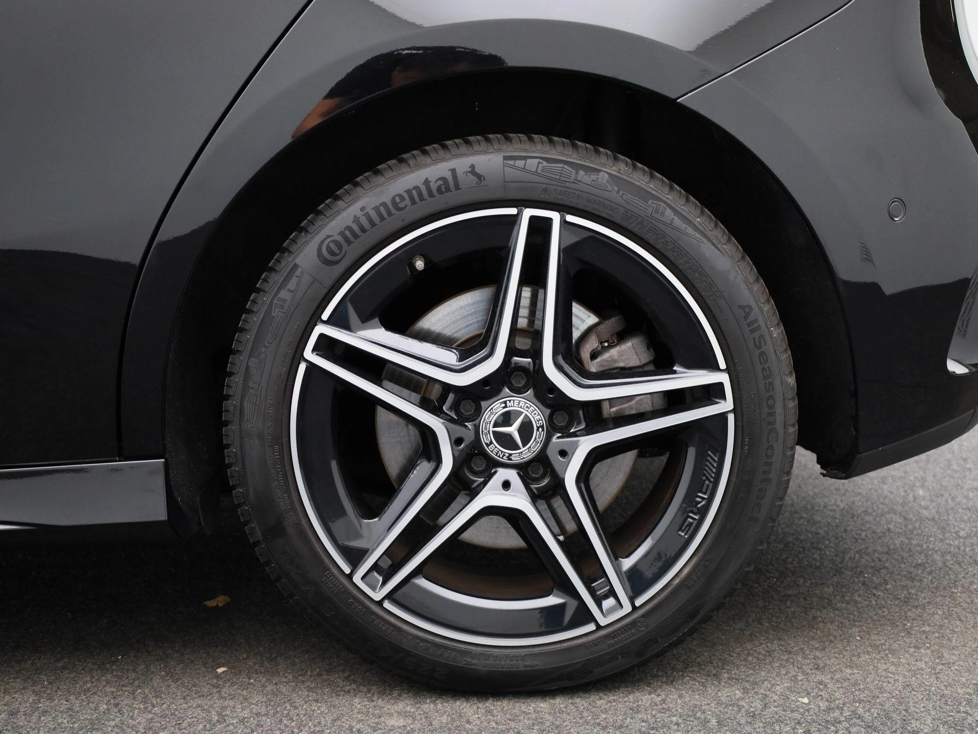 Mercedes-Benz-A-Klasse-image-12