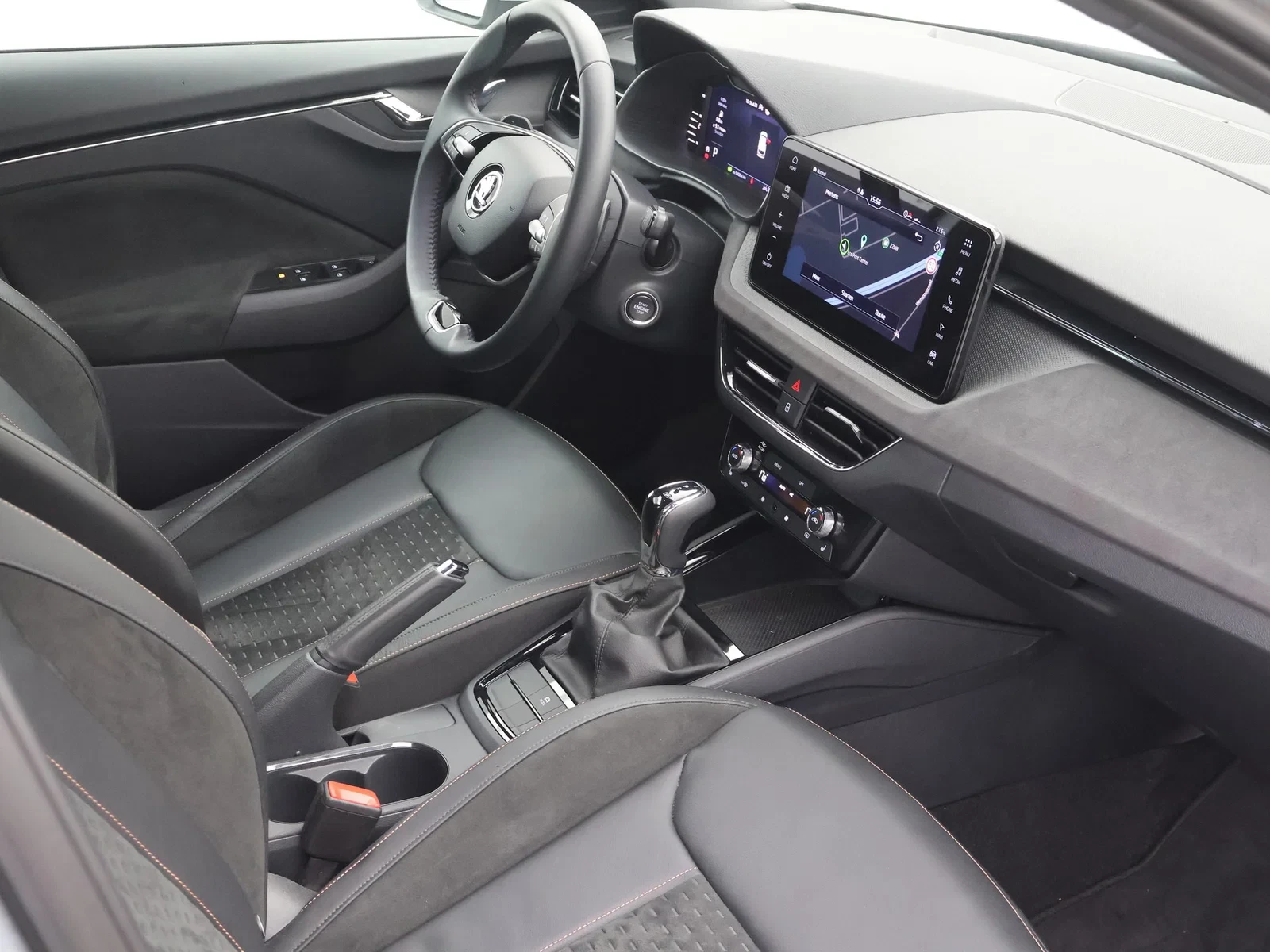 Škoda Kamiq NEW Kamiq Selection 1.0 TSI 85kW (115pk) DSG7 / DEMO