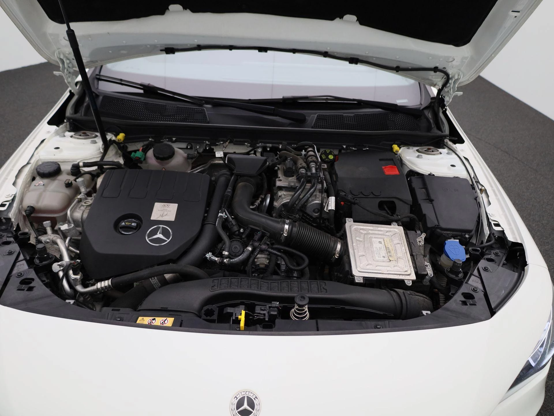 Mercedes-Benz-CLA-image-34