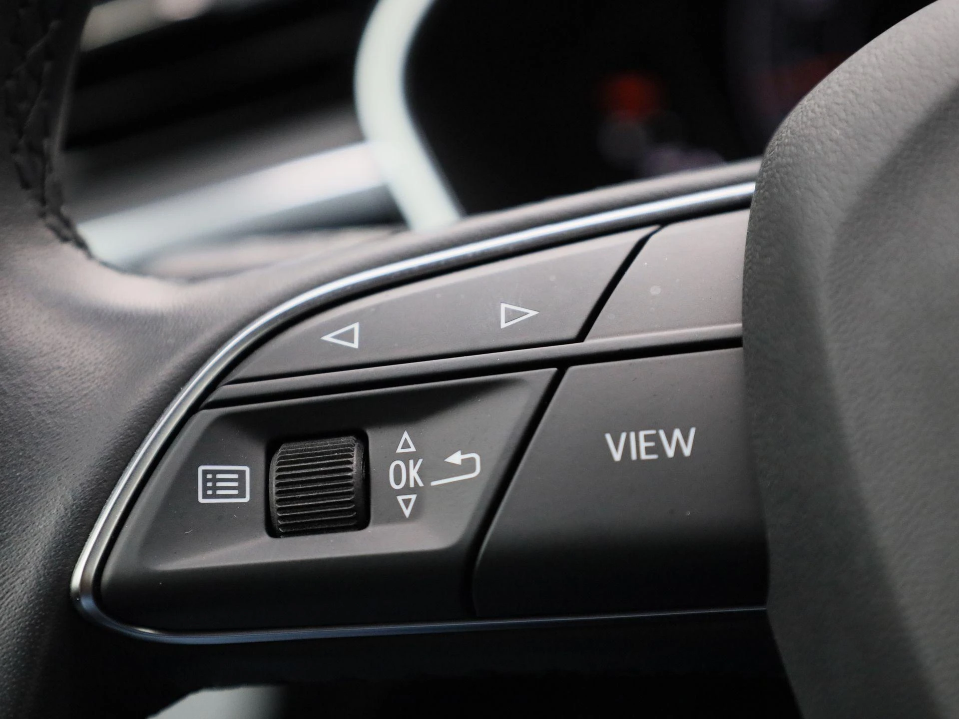 Audi-Q3-image-18