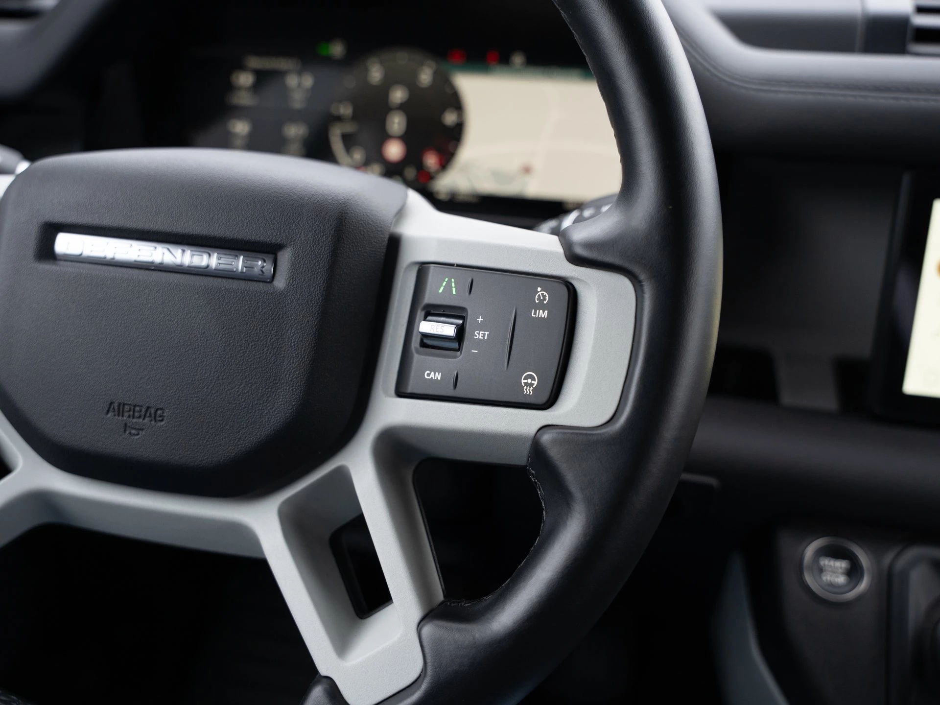 Land Rover-Defender-image-19