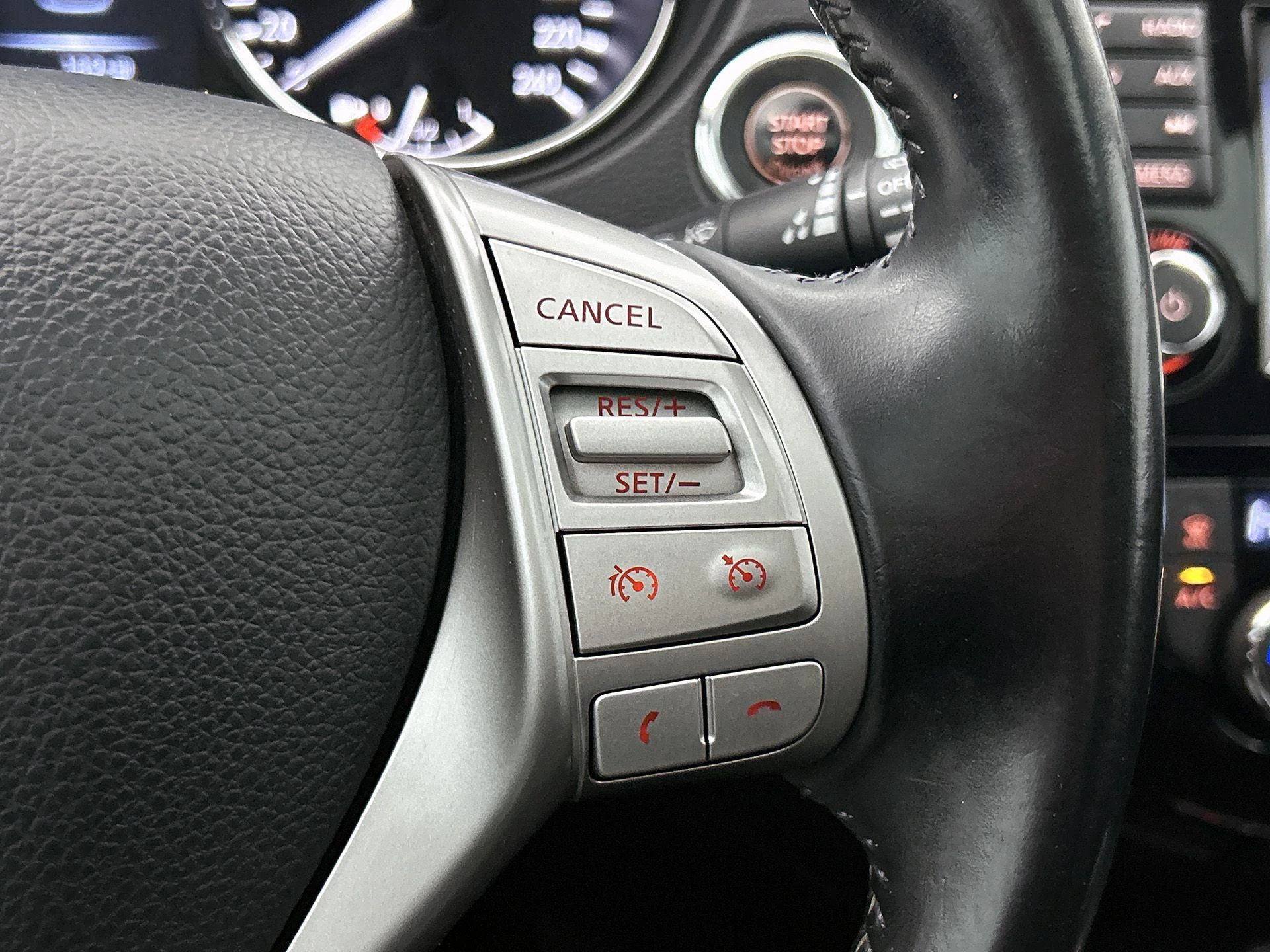 Nissan-QASHQAI-image-5