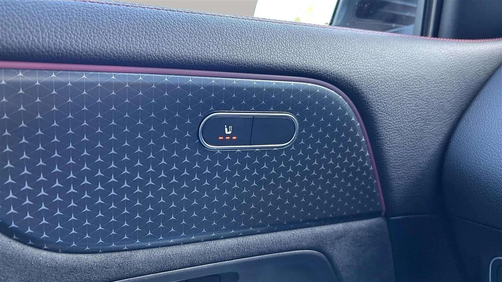 Mercedes-Benz-EQA-image-9