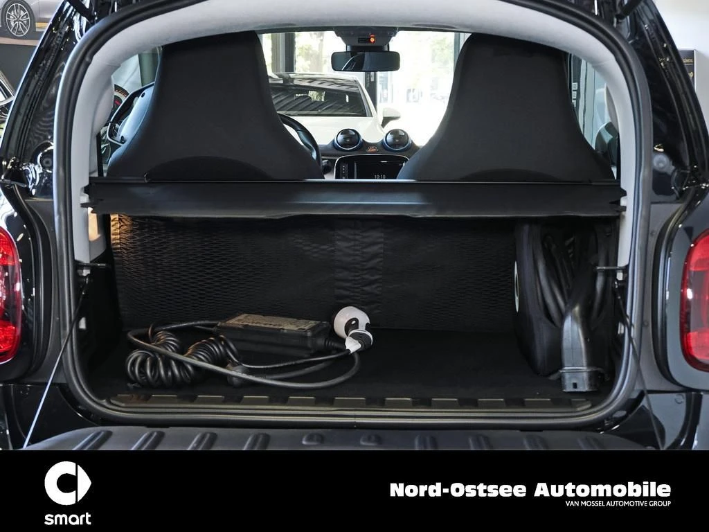 smart Fortwo EQ COUPÉ PASSION ADVANCED TEMPO PDC SHZ passion