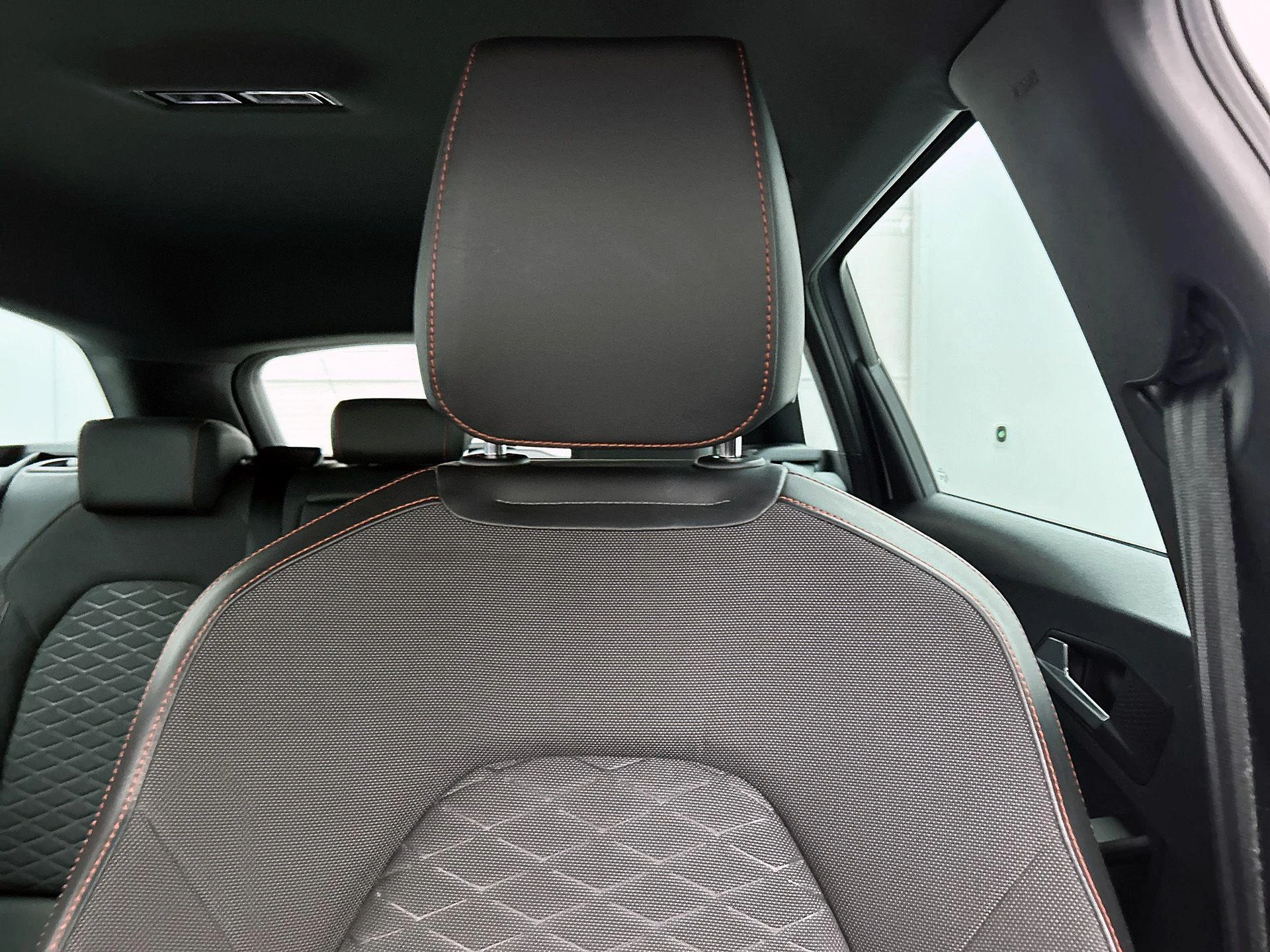 SEAT-Leon-image-12