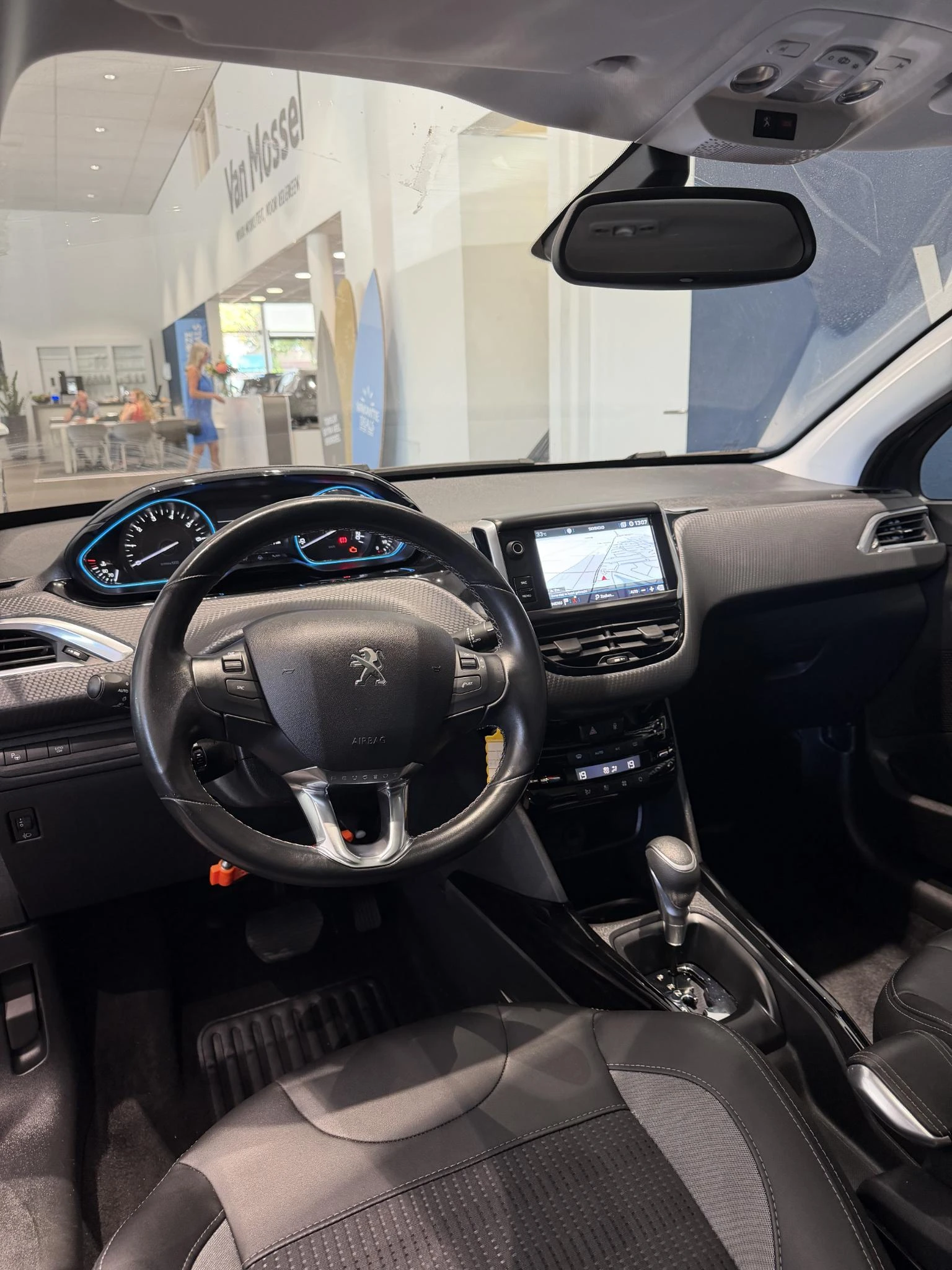 Peugeot-2008-image-13