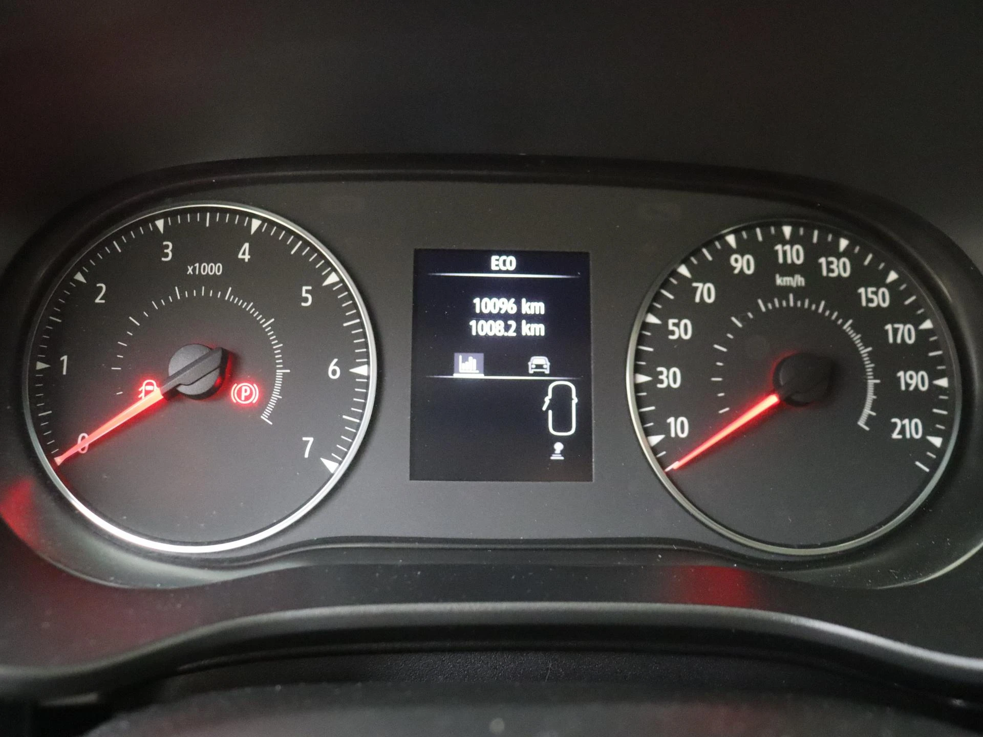Dacia-Sandero Stepway-image-11