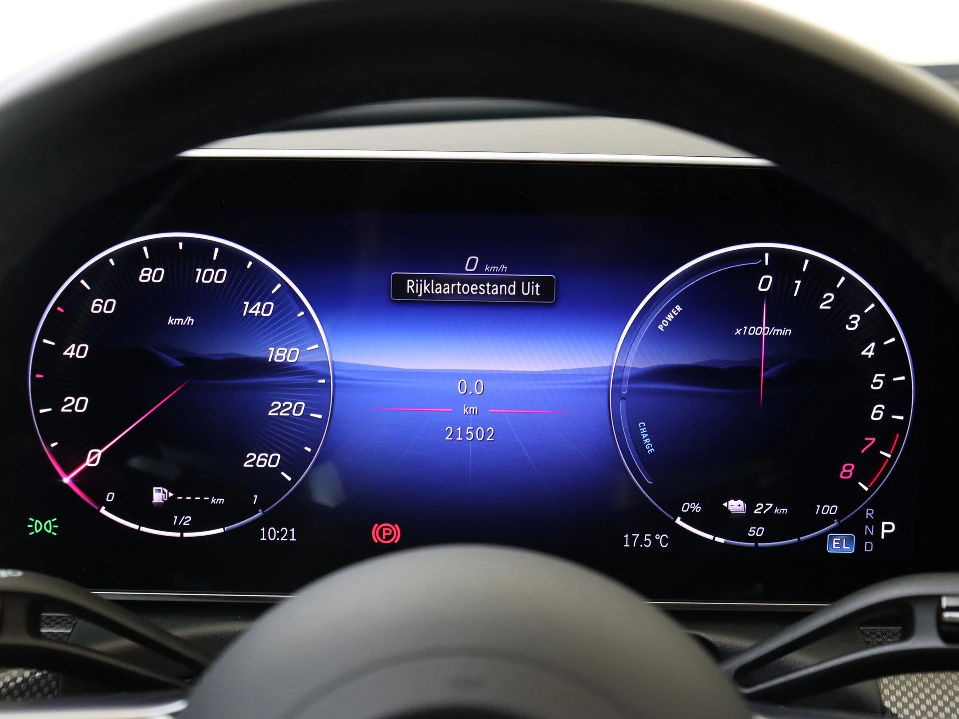 Mercedes-Benz-C-Klasse-image-10
