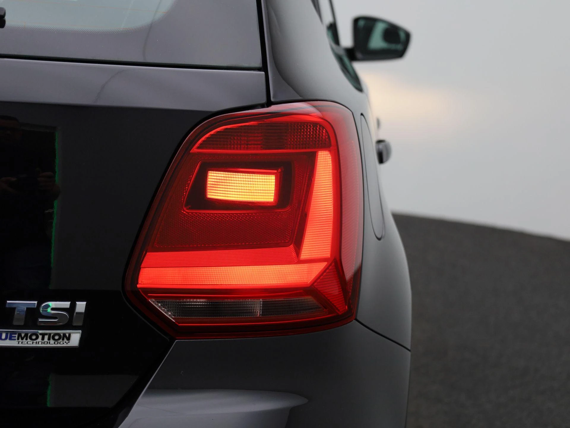 Volkswagen-Polo-image-33