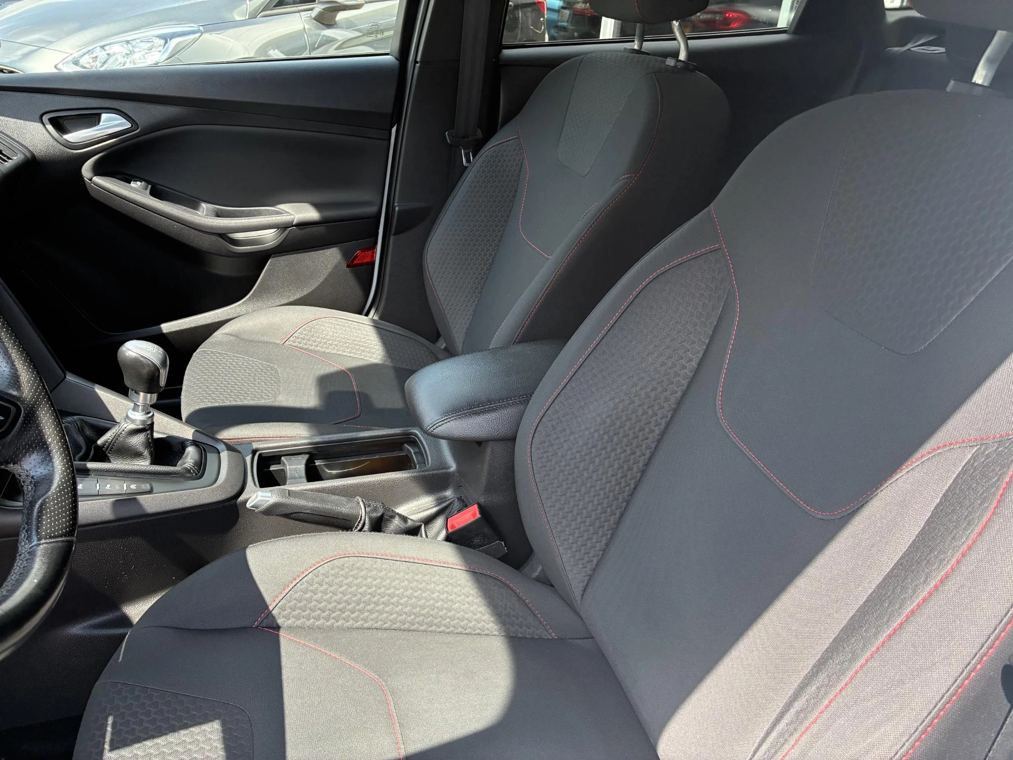 Ford Focus Wagon 1.0 ST-Line