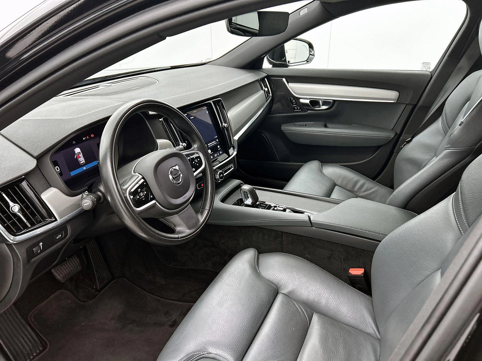 Volvo-V90-image-20