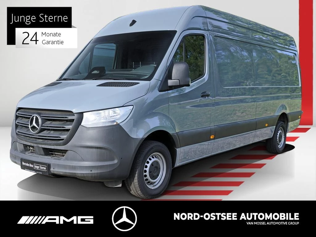 Mercedes-Benz-Sprinter-image-0