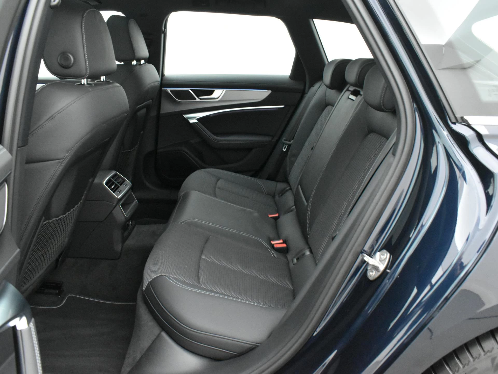 Audi A6 Avant 40 TFSI Advanced edition