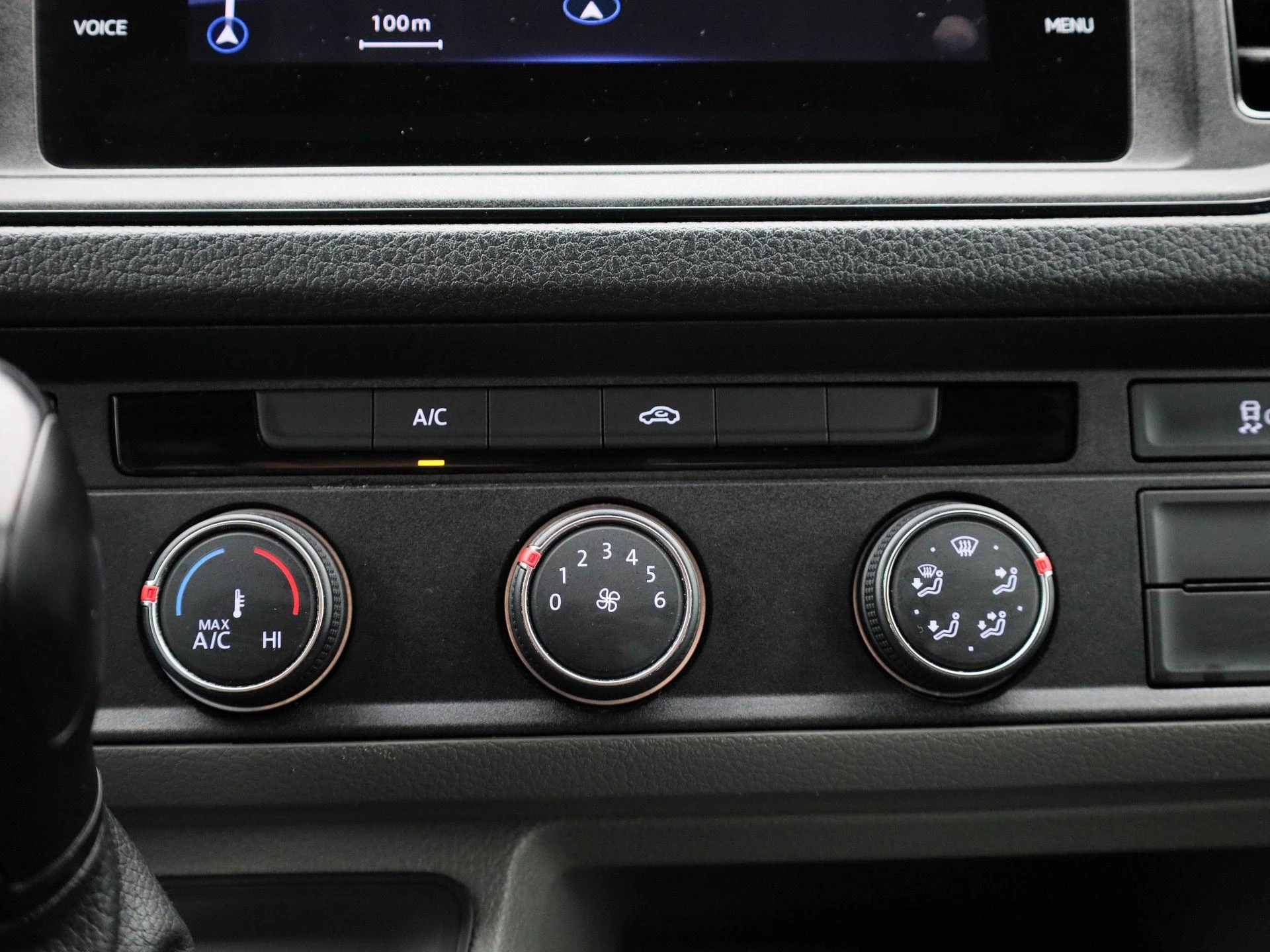 Volkswagen-Crafter-image-22