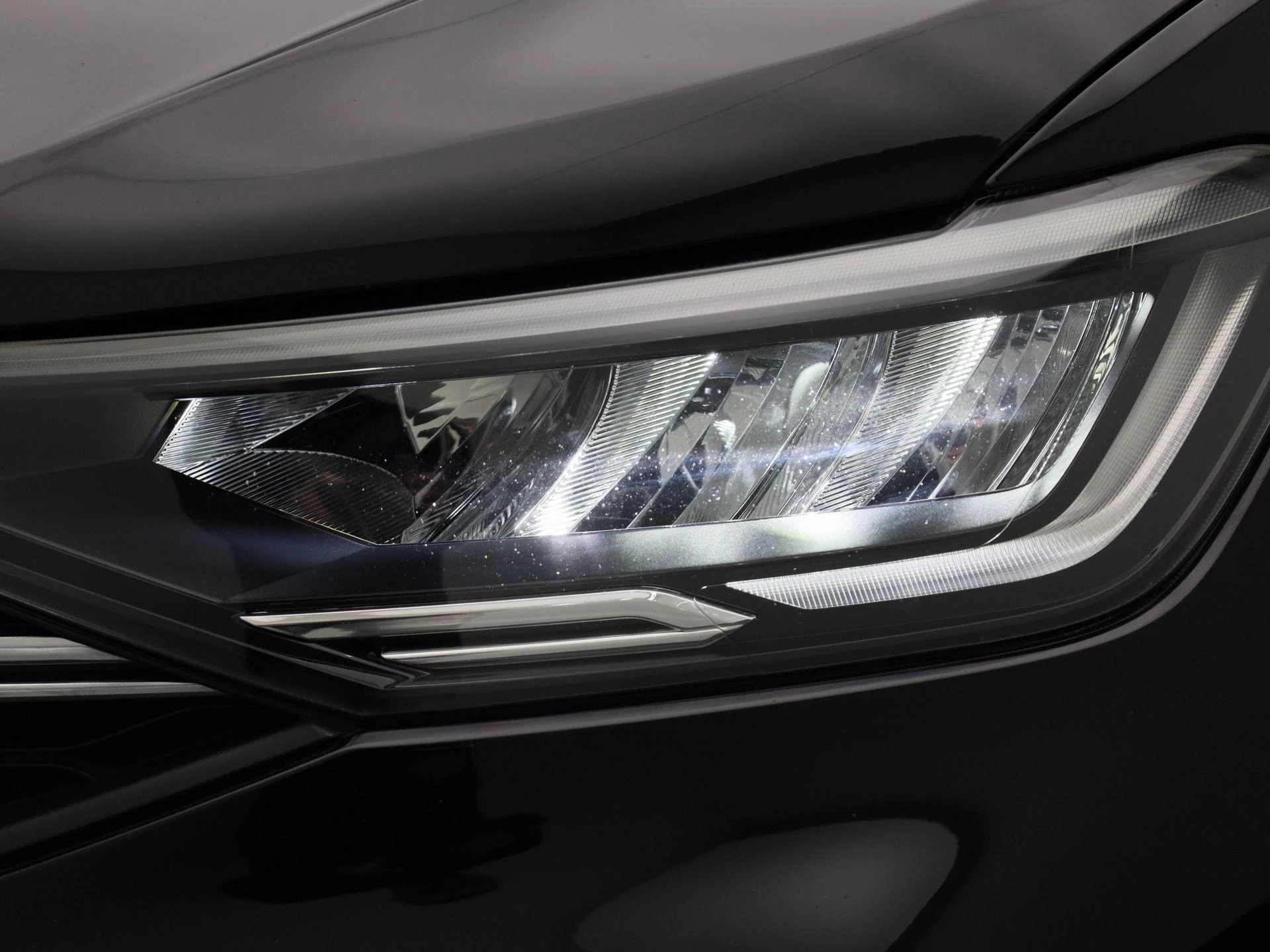 Volkswagen-Taigo-image-13