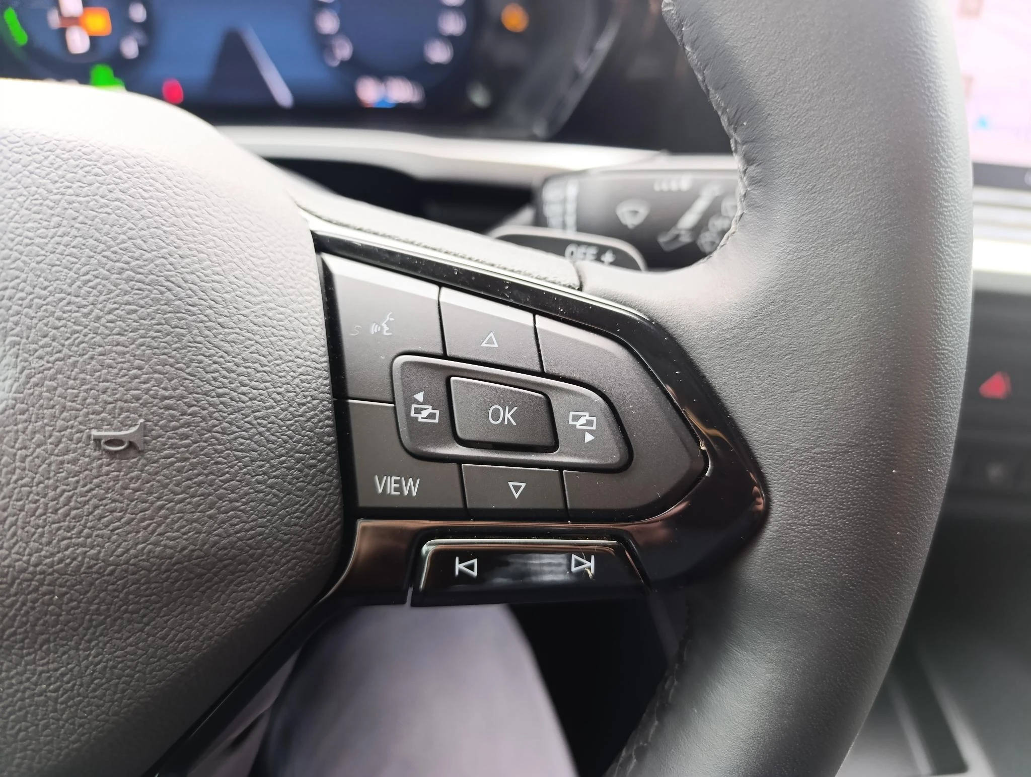 Ford-Transit Connect-image-16