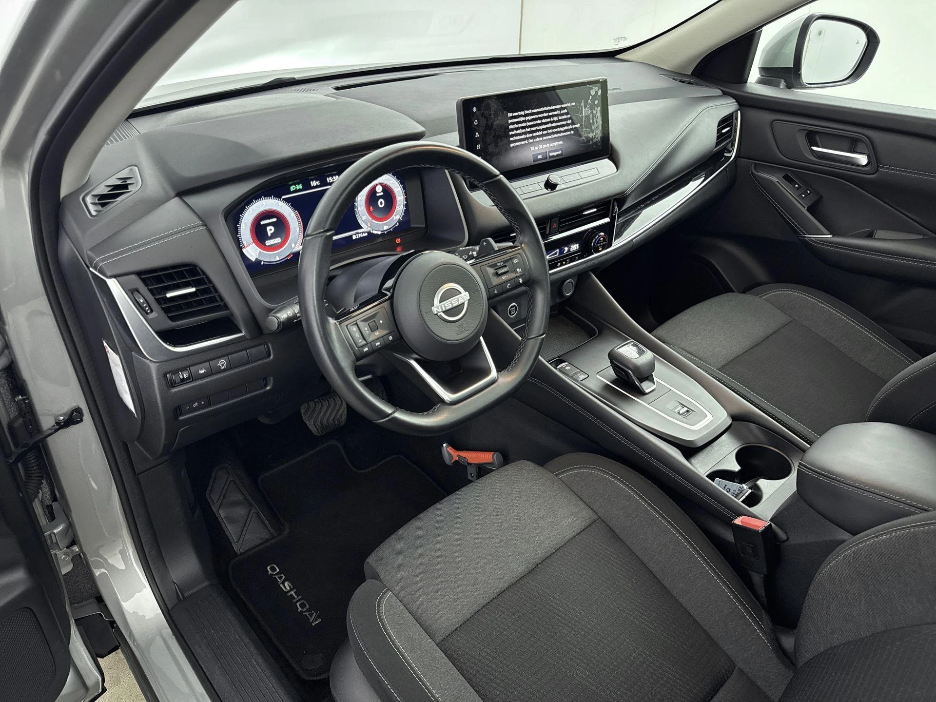 Nissan-QASHQAI-image-18