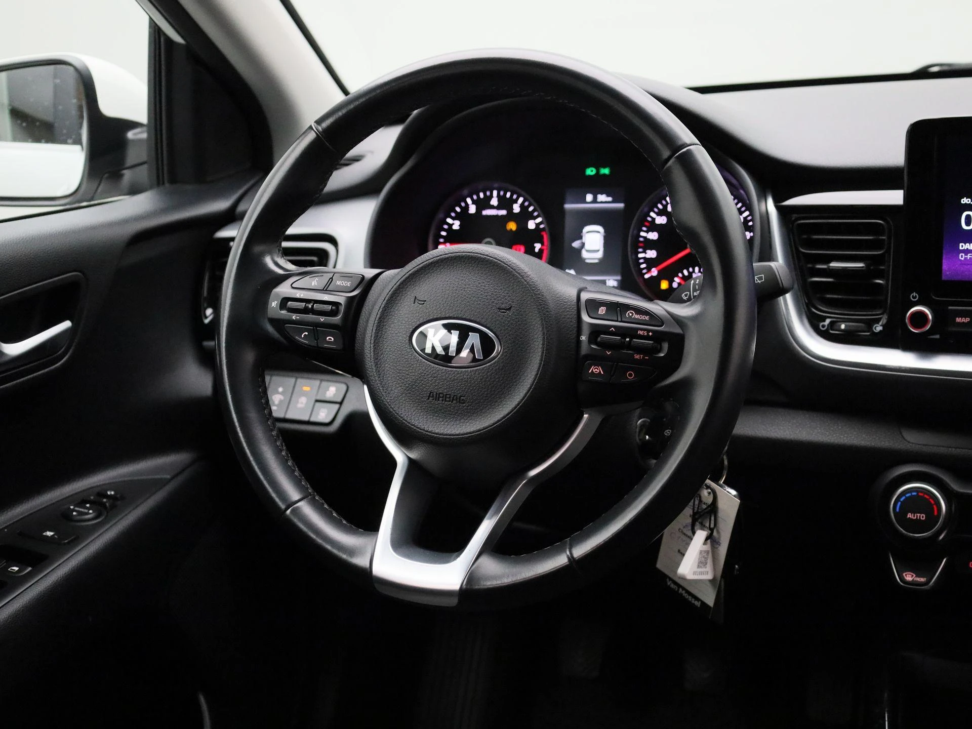 Kia-Stonic-image-9