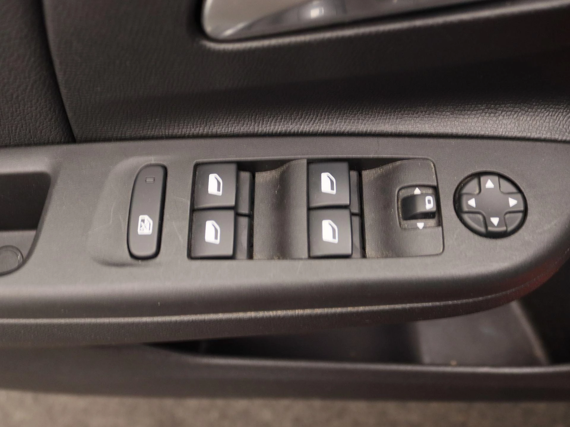 Opel-Corsa-image-19