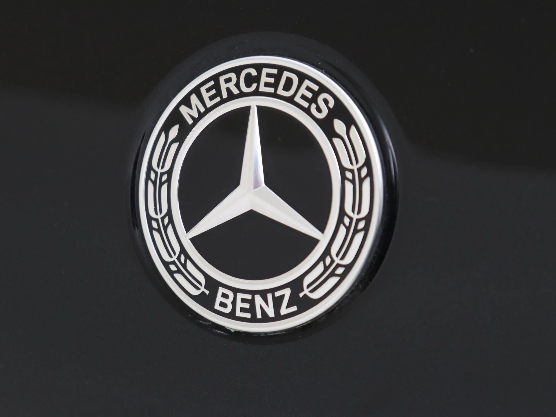 Mercedes-Benz-GLE-image-30