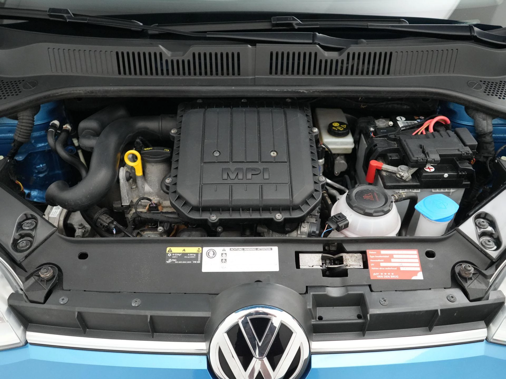 Volkswagen up! 1.0 BMT high up!