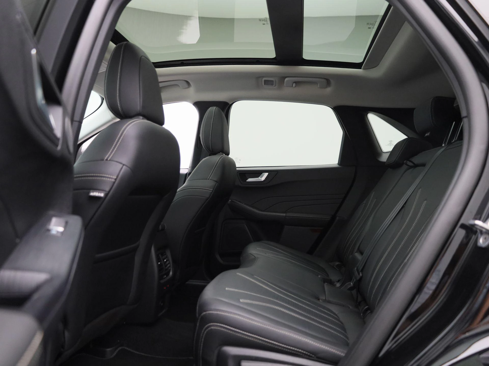 Ford-Kuga-image-11