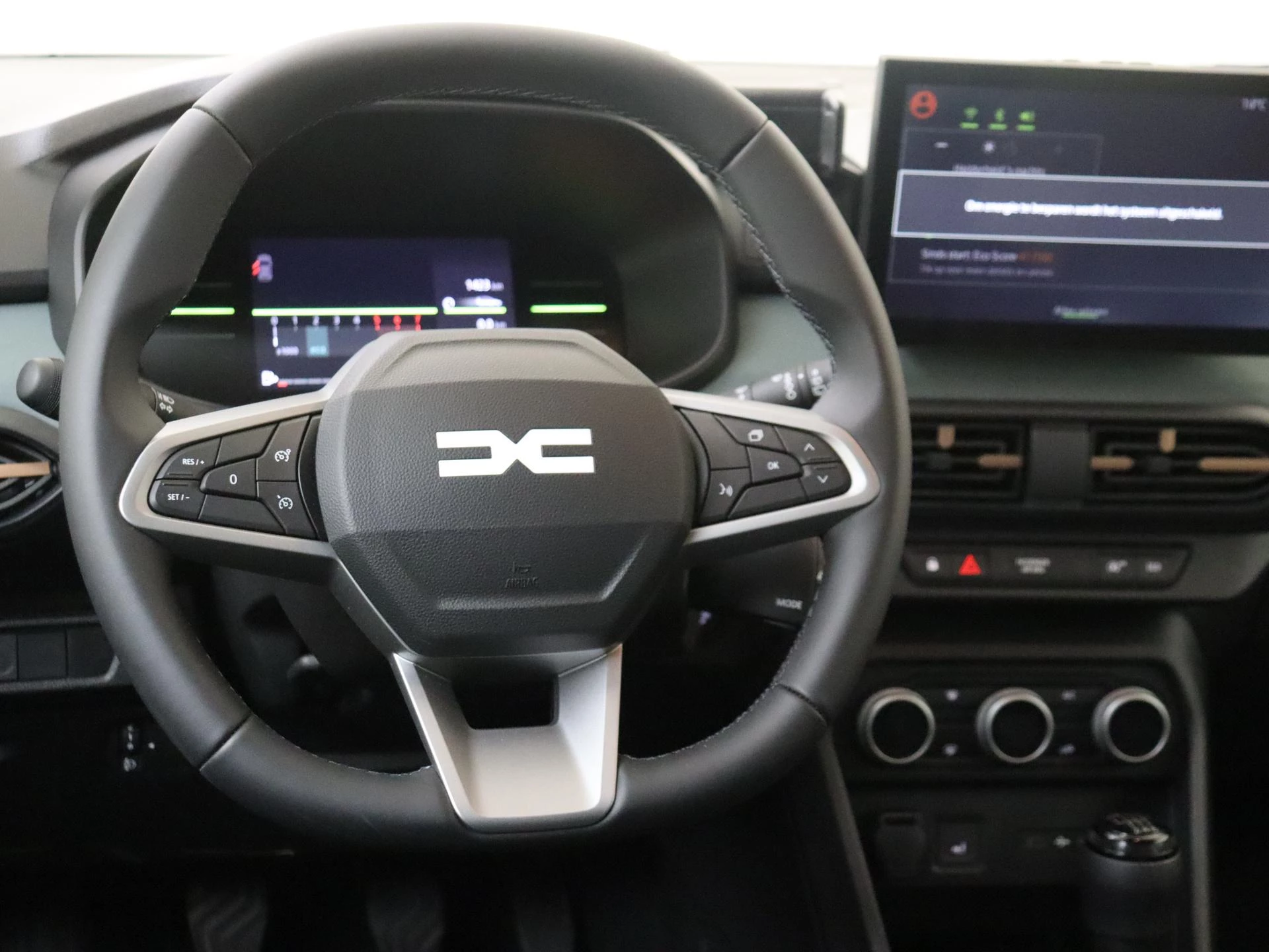 Dacia-Sandero Stepway-image-9