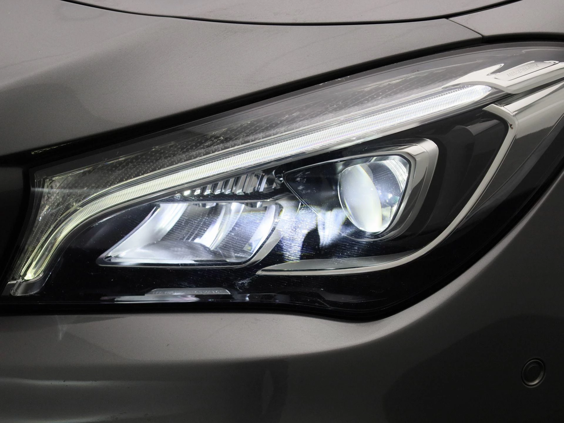Mercedes-Benz-CLA-image-12