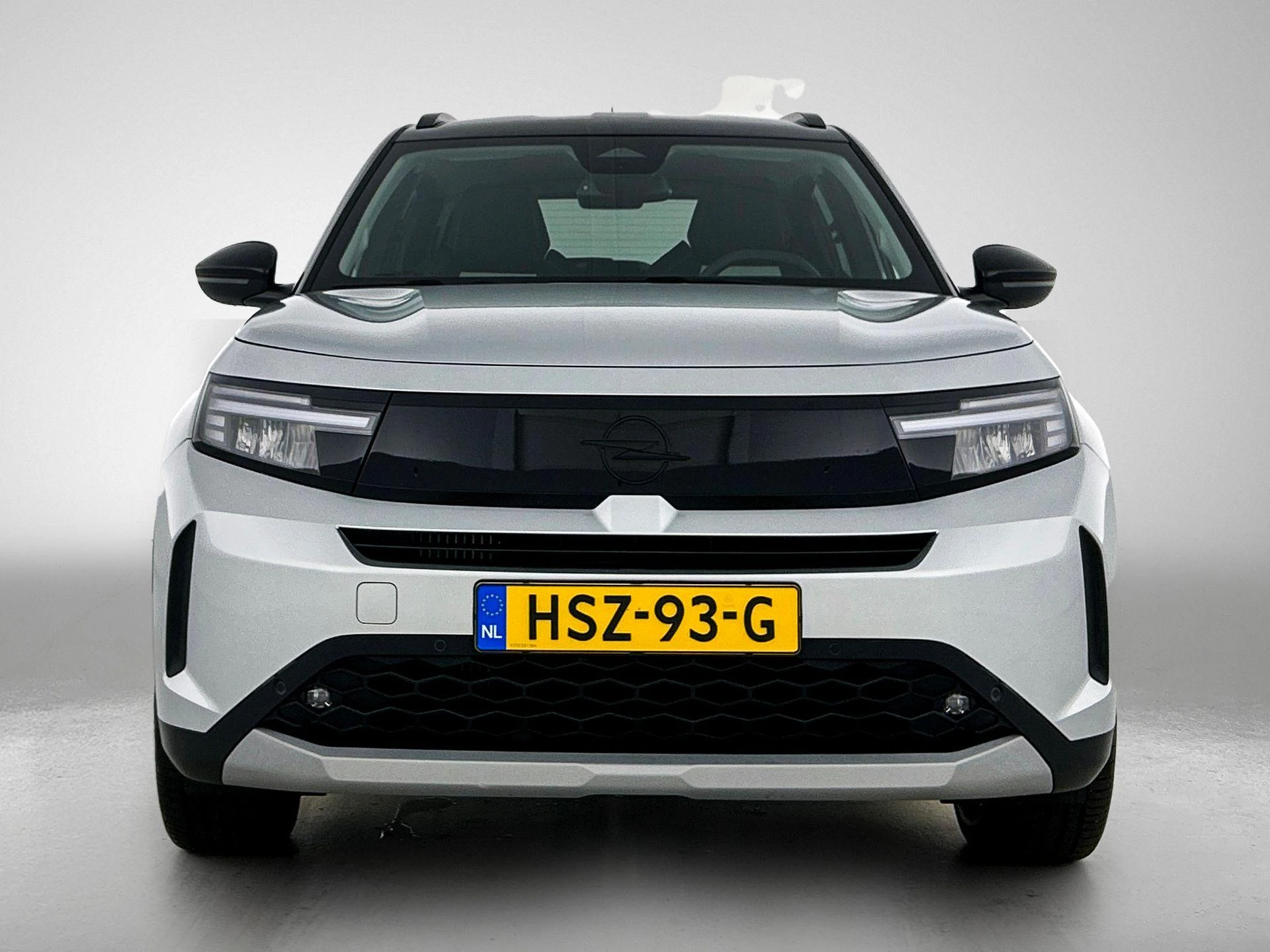 Opel-Frontera-image-4