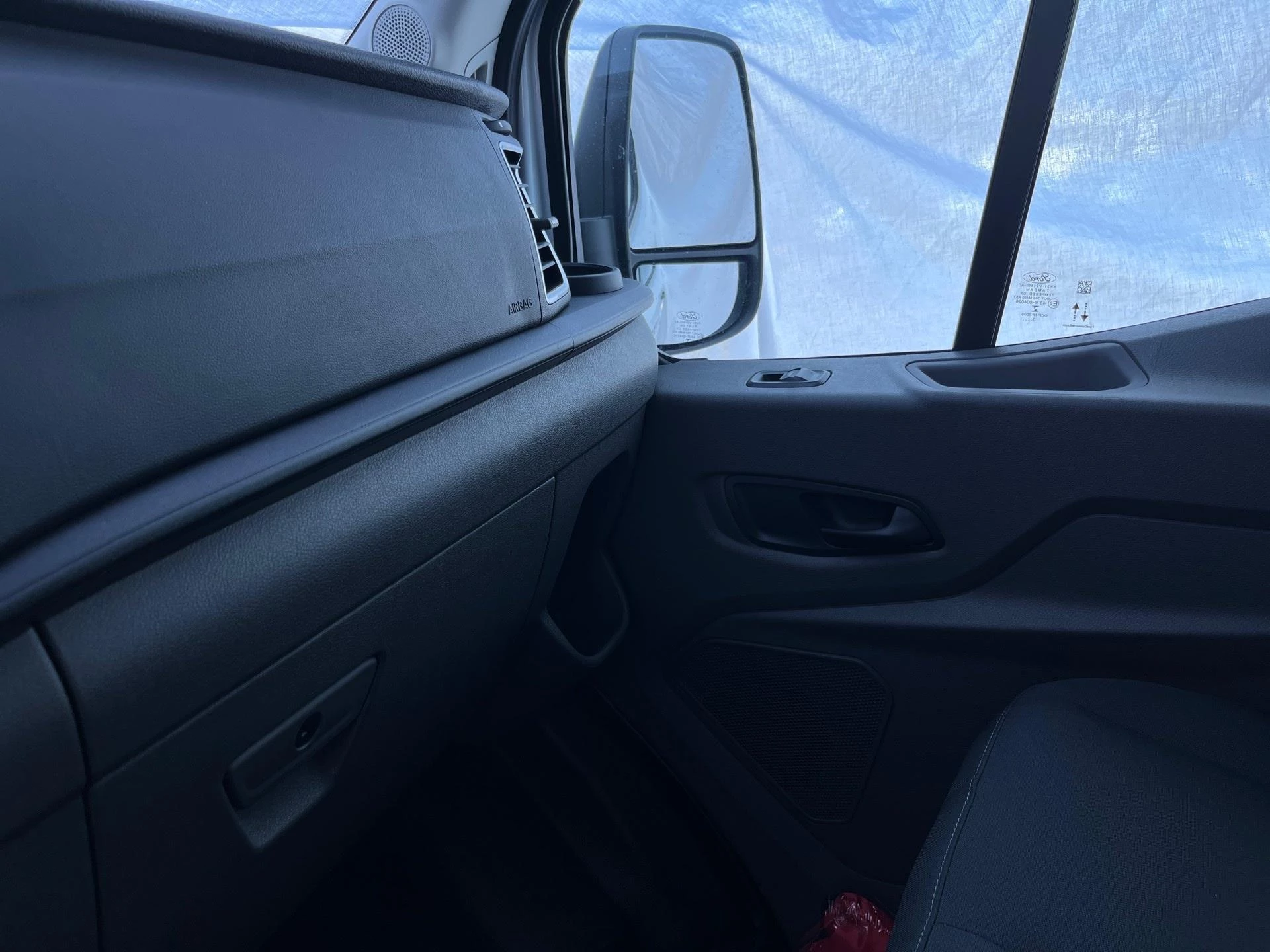 Ford E-Transit Trend