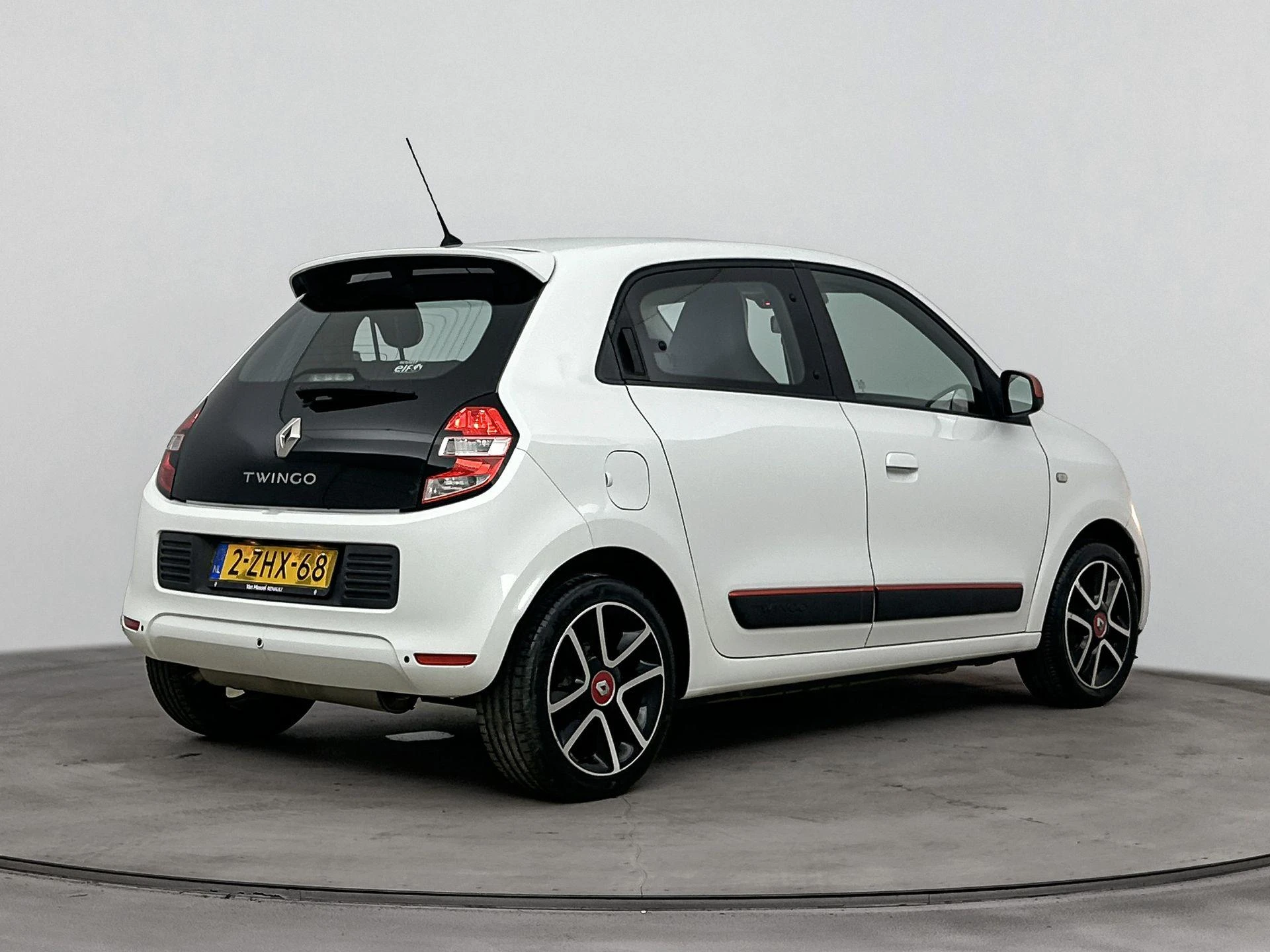 Renault-Twingo-image-3